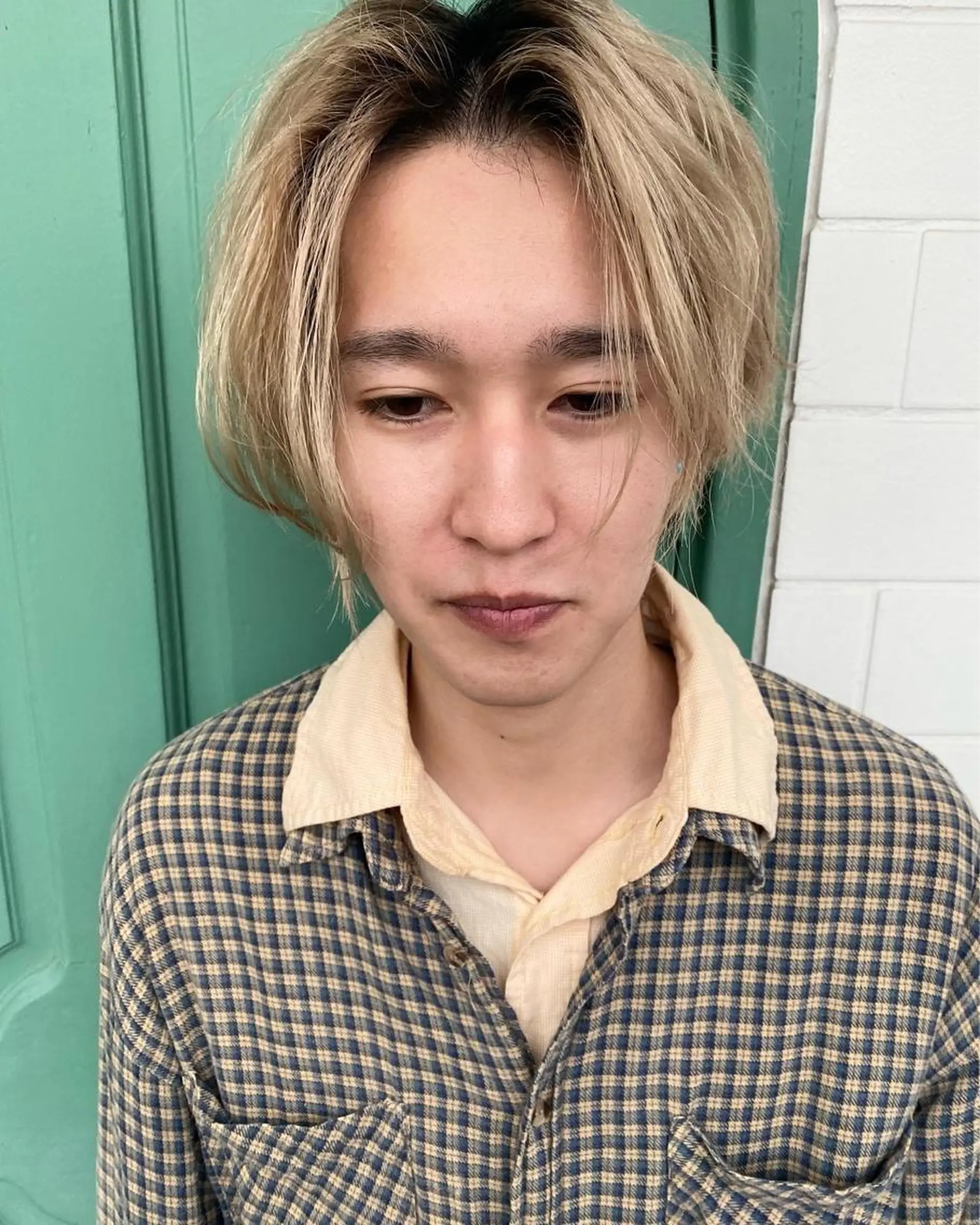 ミディアム メンズ 顔周りカット andthebricks所属・剱持 介里のヘアスタイル