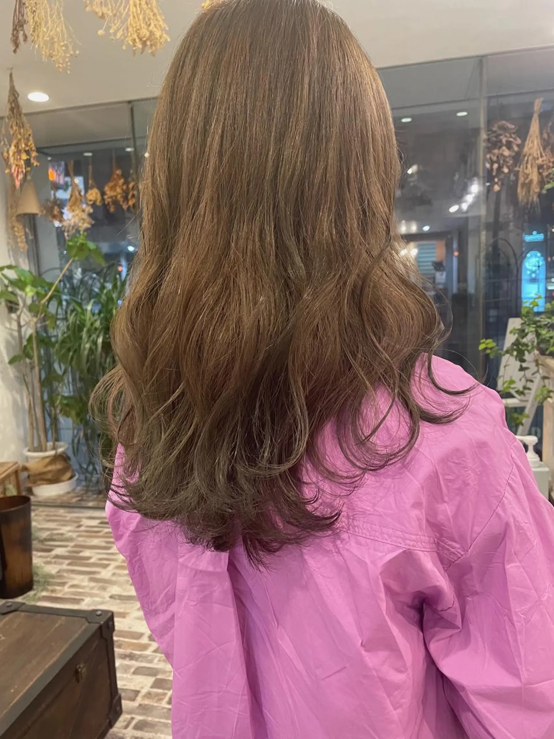 セミロング カラー ベージュカラー オリーブベージュ ヘアカラー トリートメント m ā l o.🌷 サカモトマイコのヘアスタイル