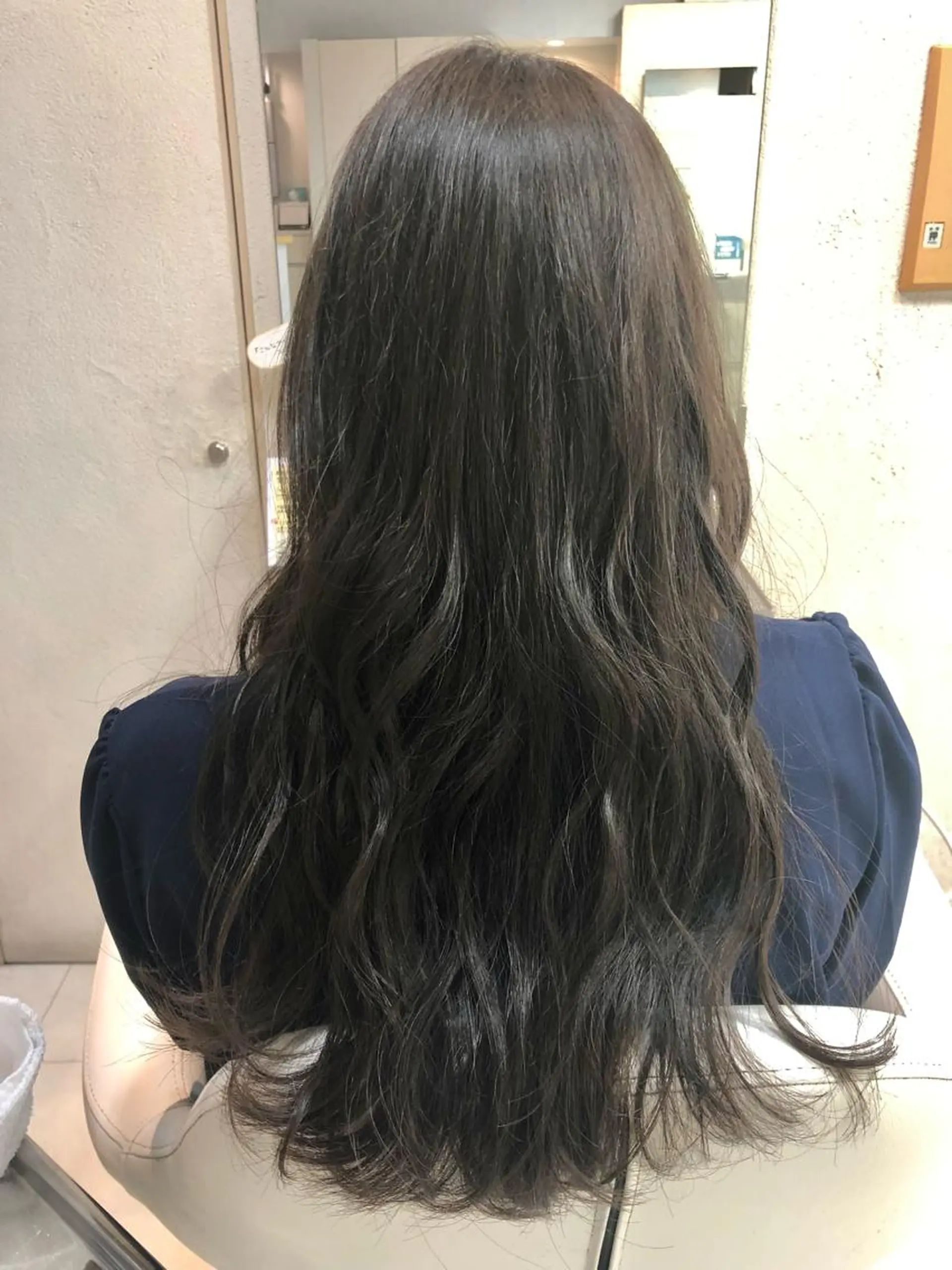 ロング ヘアカラー トリートメント 阿部 美咲のヘアスタイル