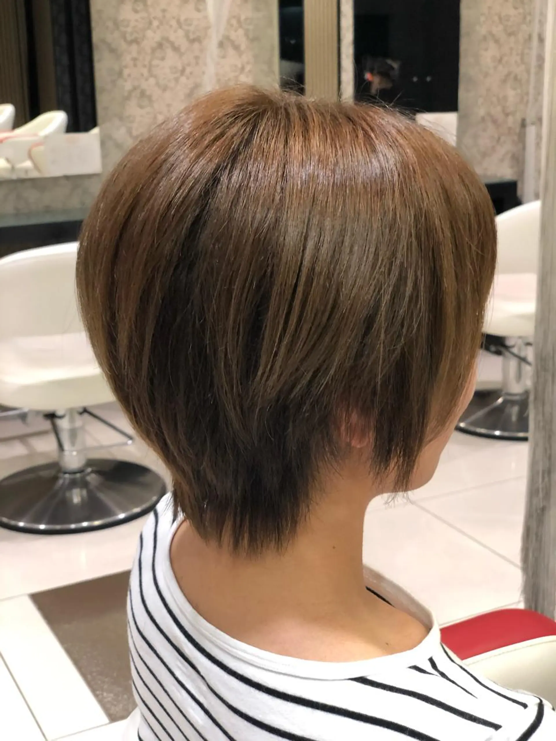 ショート 白髪ぼかし＆ショート ＆ツヤ髪💎YUMAのヘアスタイル