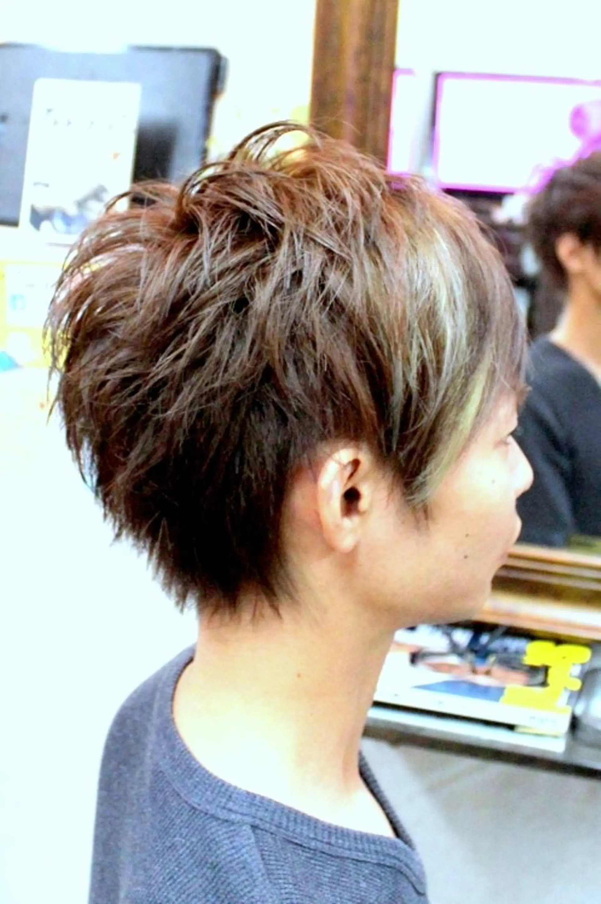 ショート カラー メンズ メンズハイライト ハイライトカラー ハイライト 村上 貴徳のヘアスタイル