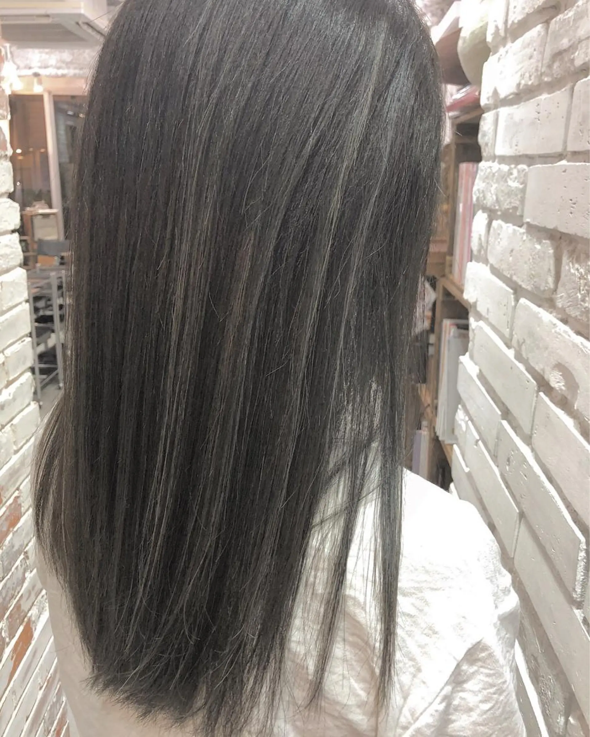 セミロング カラー Ways TOKYO所属・北間 寛哉のヘアスタイル