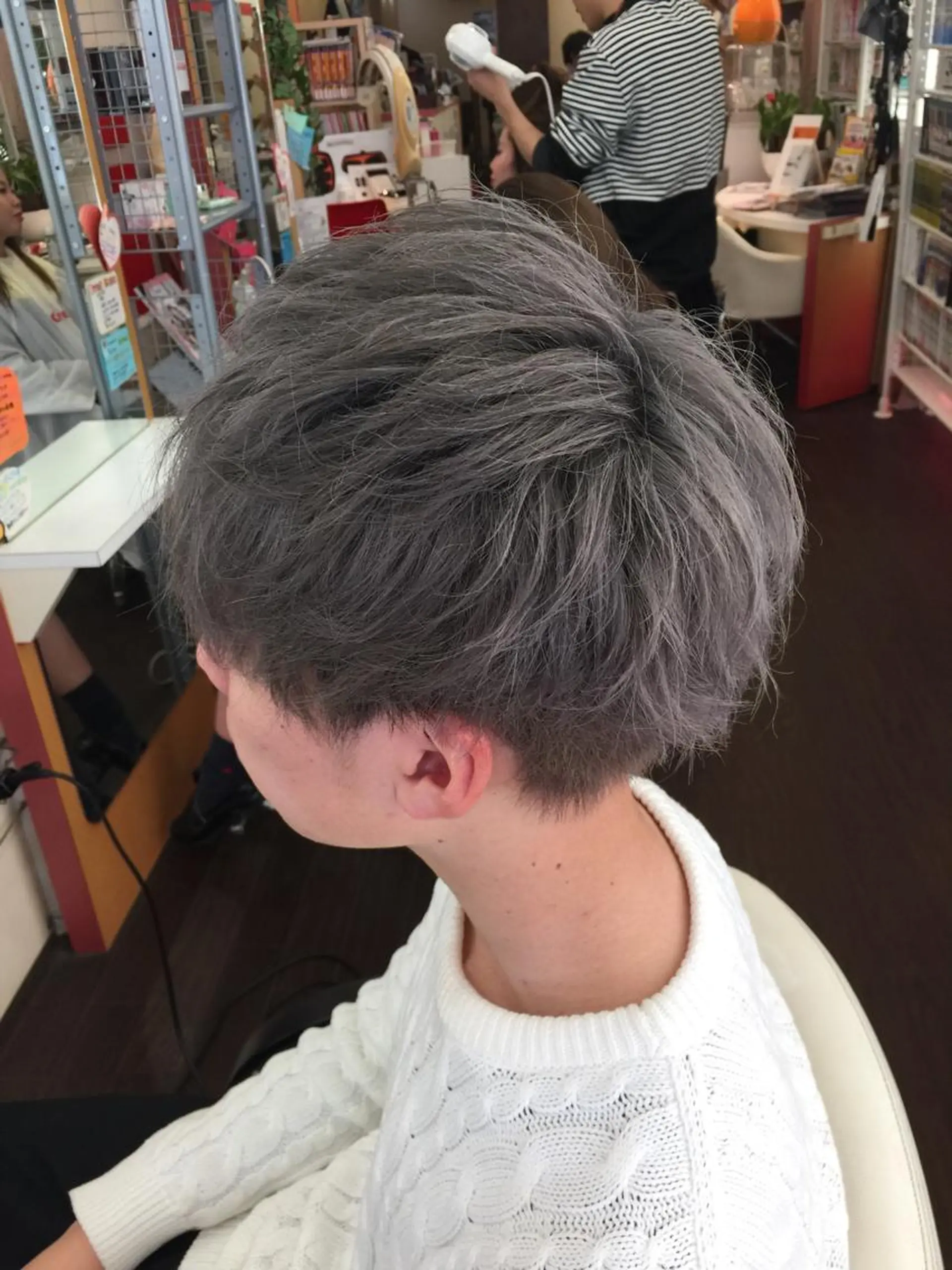 ショート カラー メンズ カット ヘアカラー たけい ゆうきのヘアスタイル