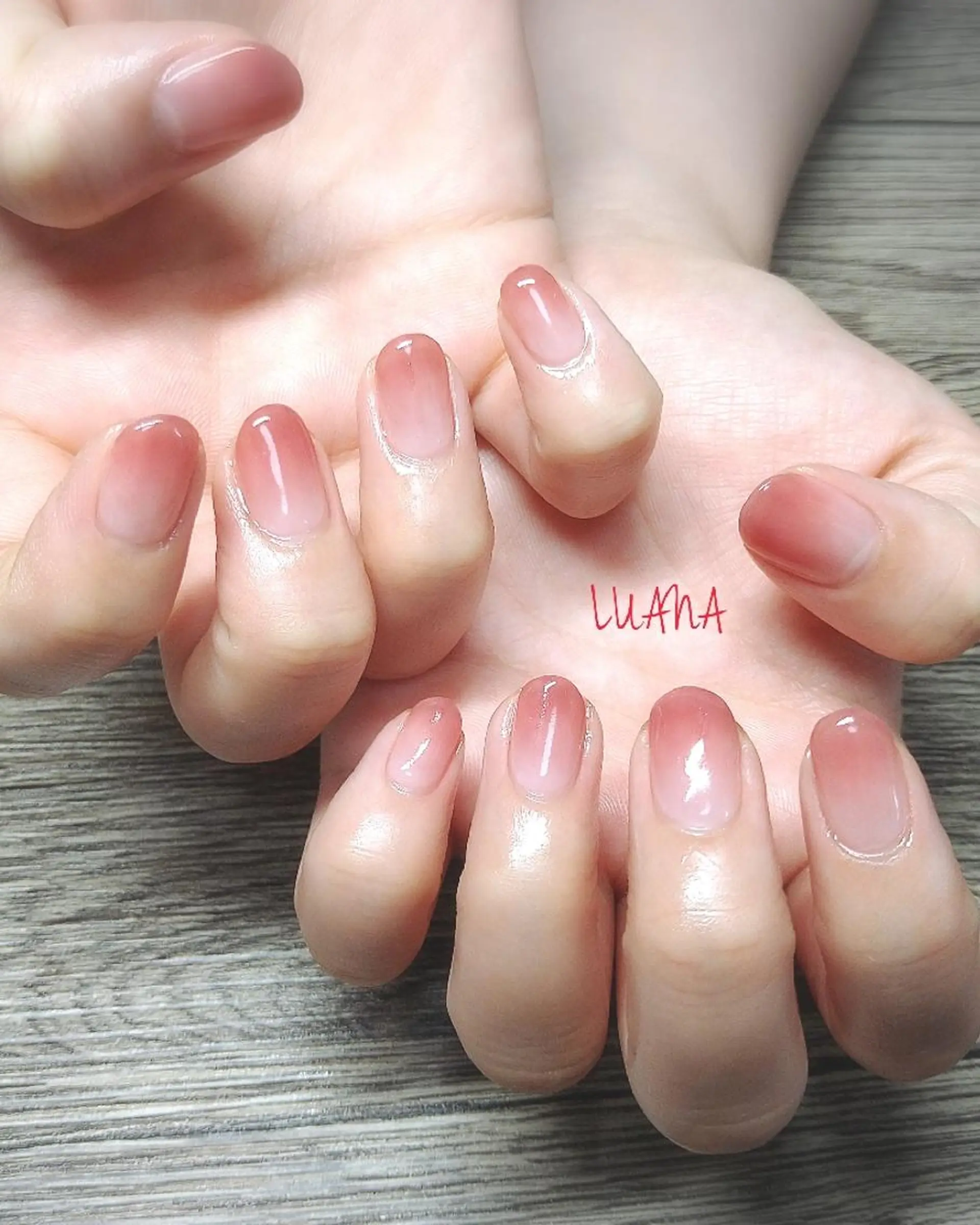 ネイル LUANA  TAKAHASHIのネイルデザイン