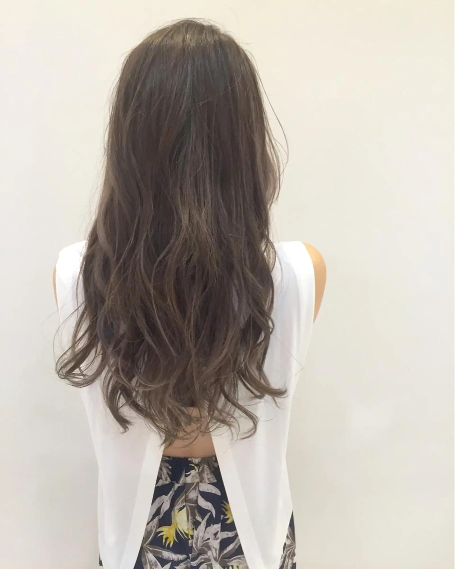 ミディアム セミロング ロング カラー ハイライトカラー ハイライト lafith hair dope所属・[外国人風カラー] 店長 田中健太のヘアスタイル