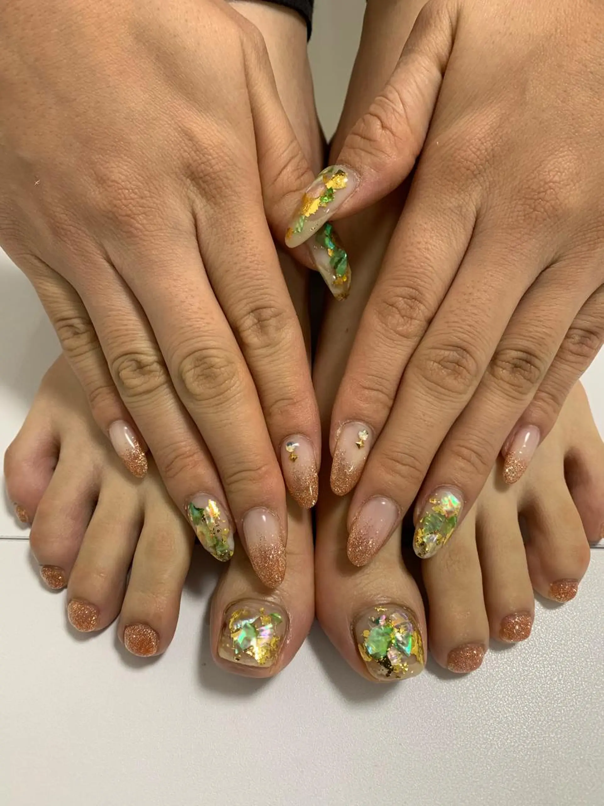 ネイル フットネイル おそろいネイル disini所属・Disini nailのネイルデザイン