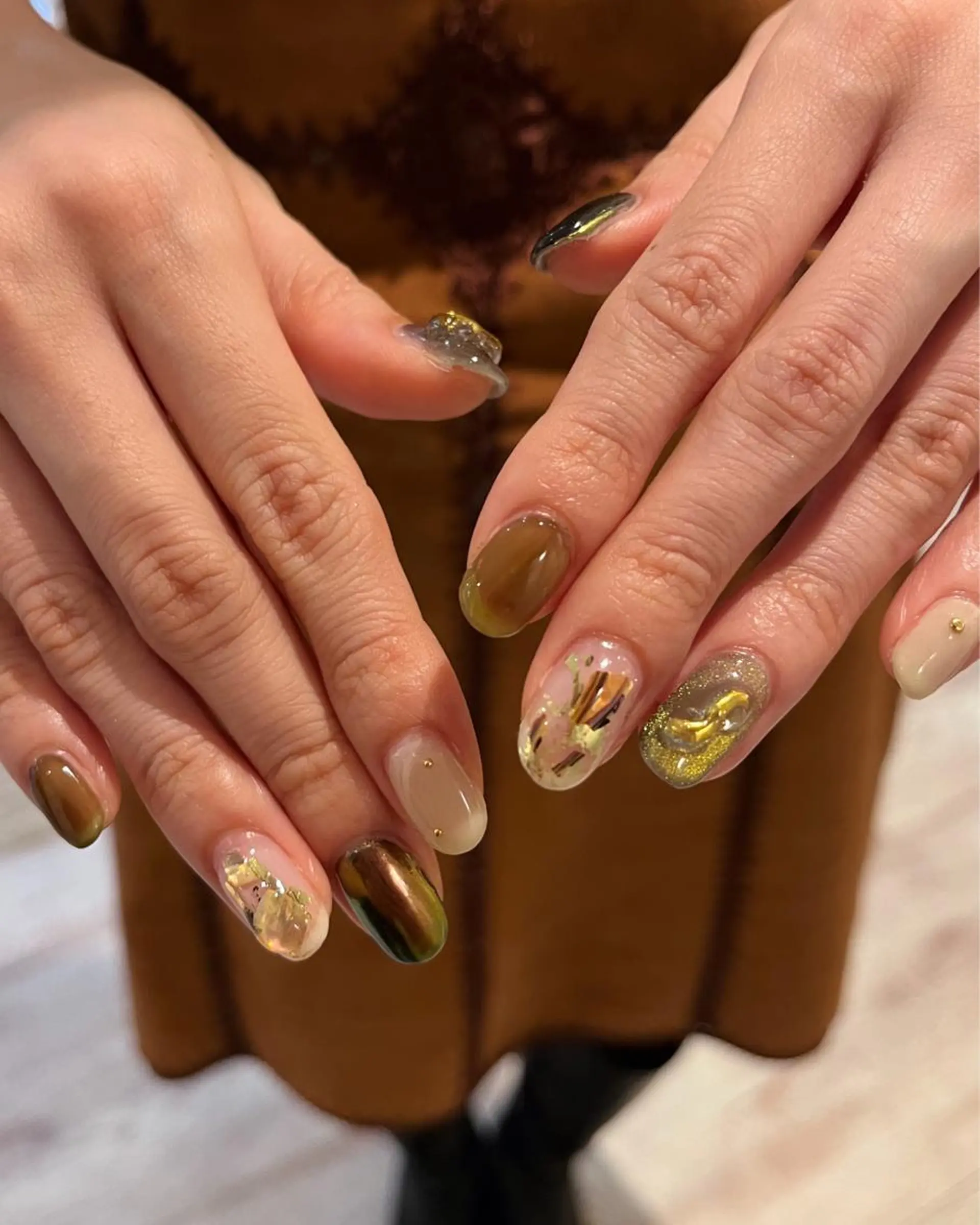 ネイル ハンドネイル une／YUKINA 🫧大人nuanceのネイルデザイン