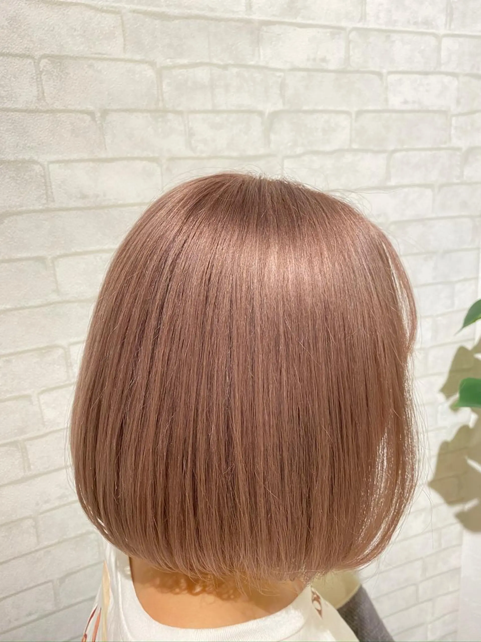 ショート カラー ベレーザ渋谷所属・🦋ハイトーン・髪質 改善🦋成嶋 朋希のヘアスタイル