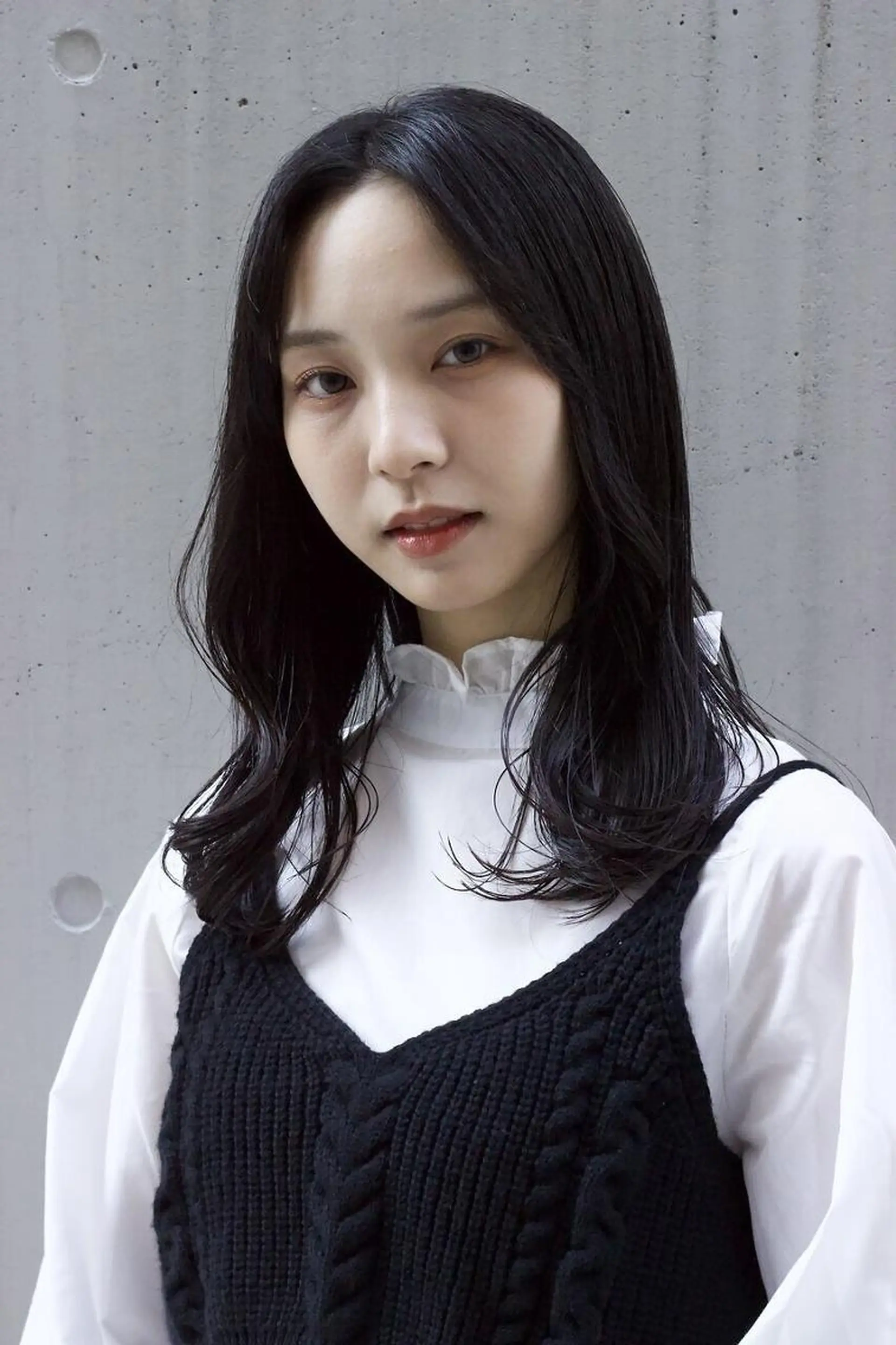 セミロング パーマ カラー Flora by siestaのヘアスタイル