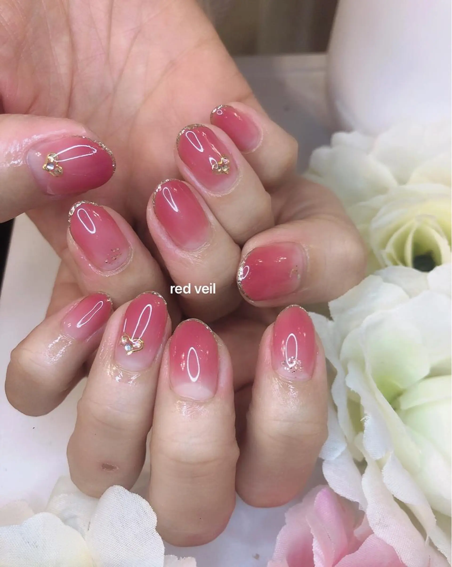 ミディアム ネイル 長さ出し専門 nynaのネイルデザイン