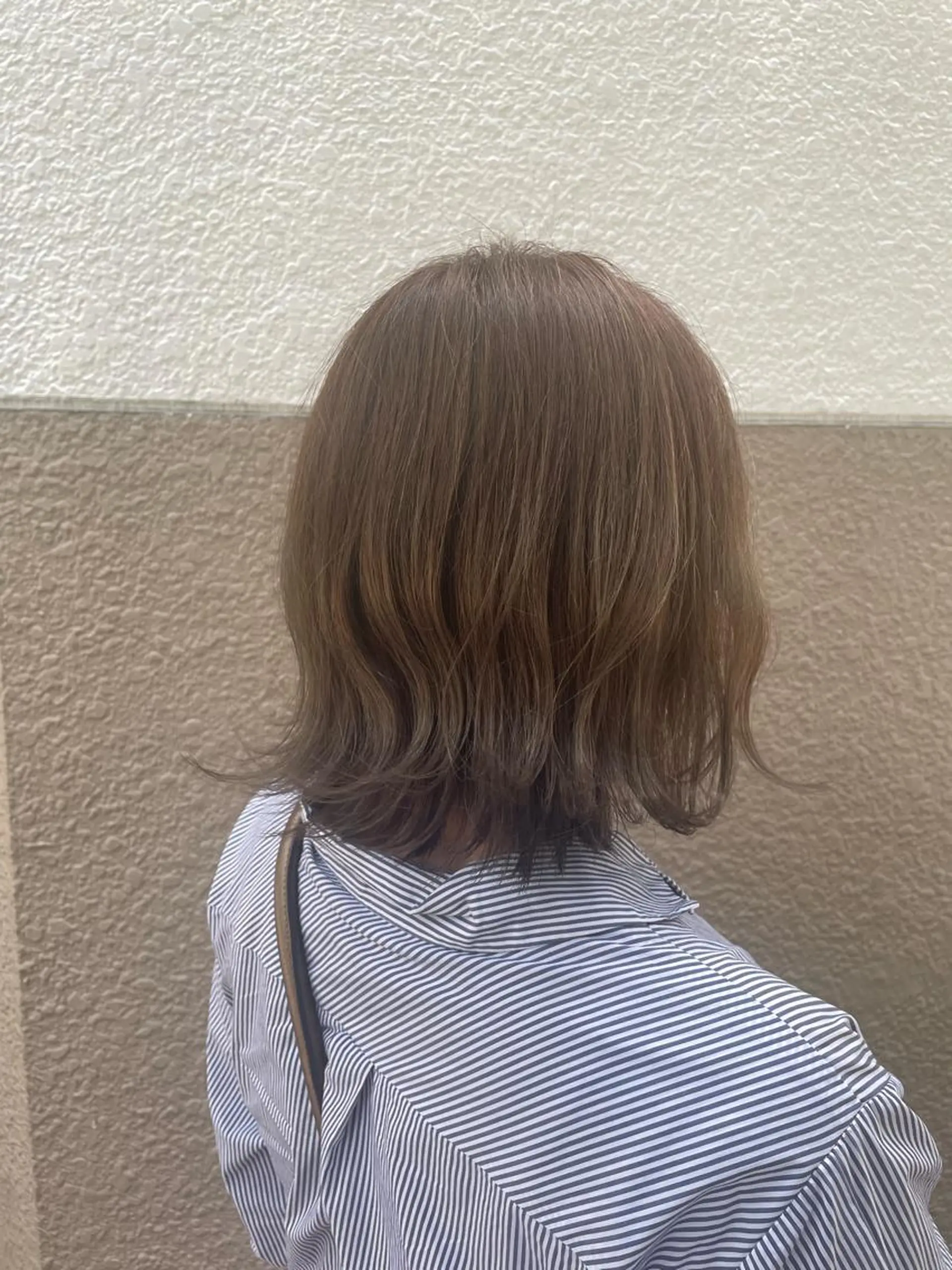 ミディアム カラー ルキ🌈ブリーチカラ ー&メンズパーマ🦄のヘアスタイル