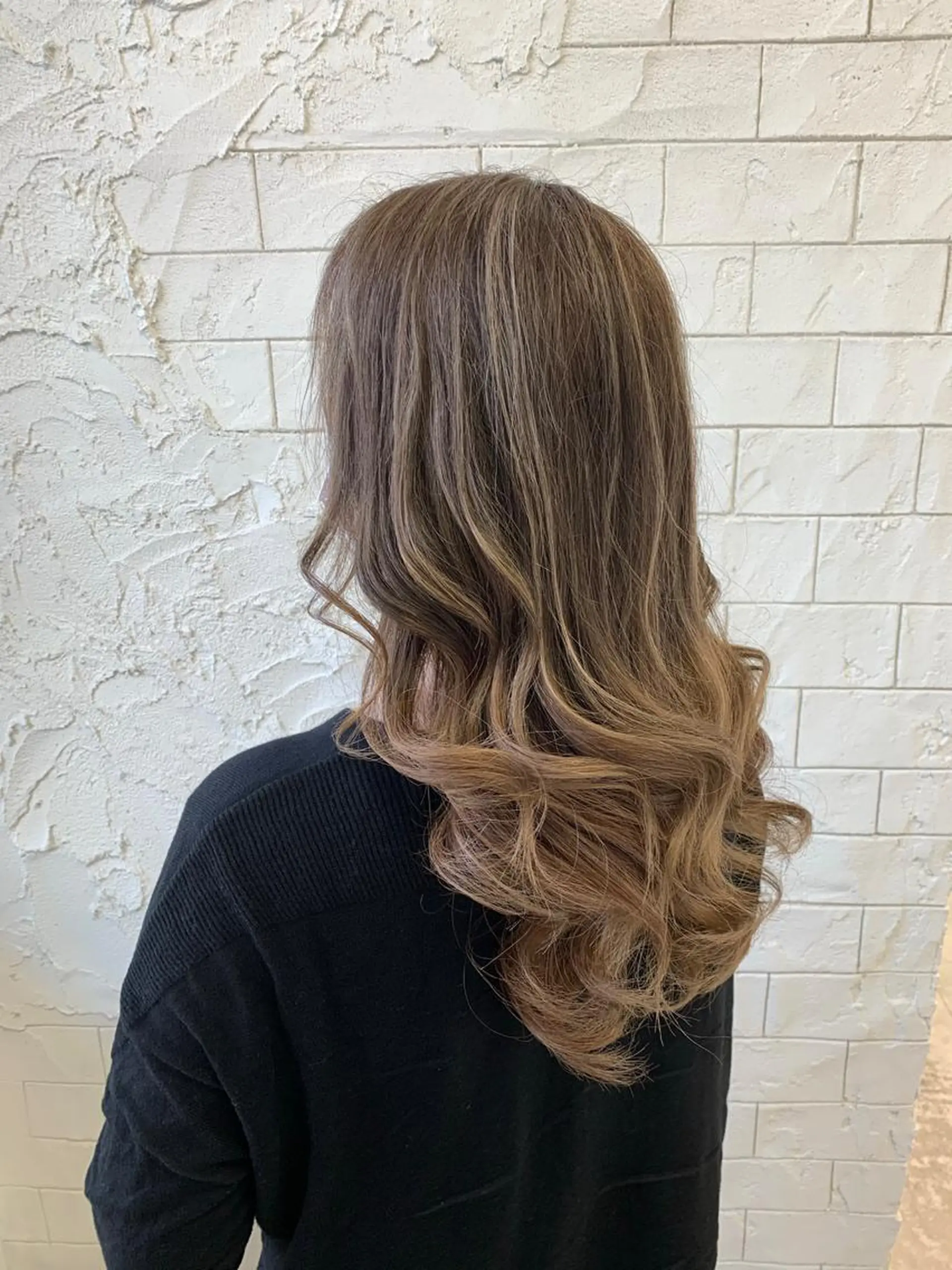 セミロング 外国人風カラー レイヤーカット ヘアカラー archange 大井川のヘアスタイル