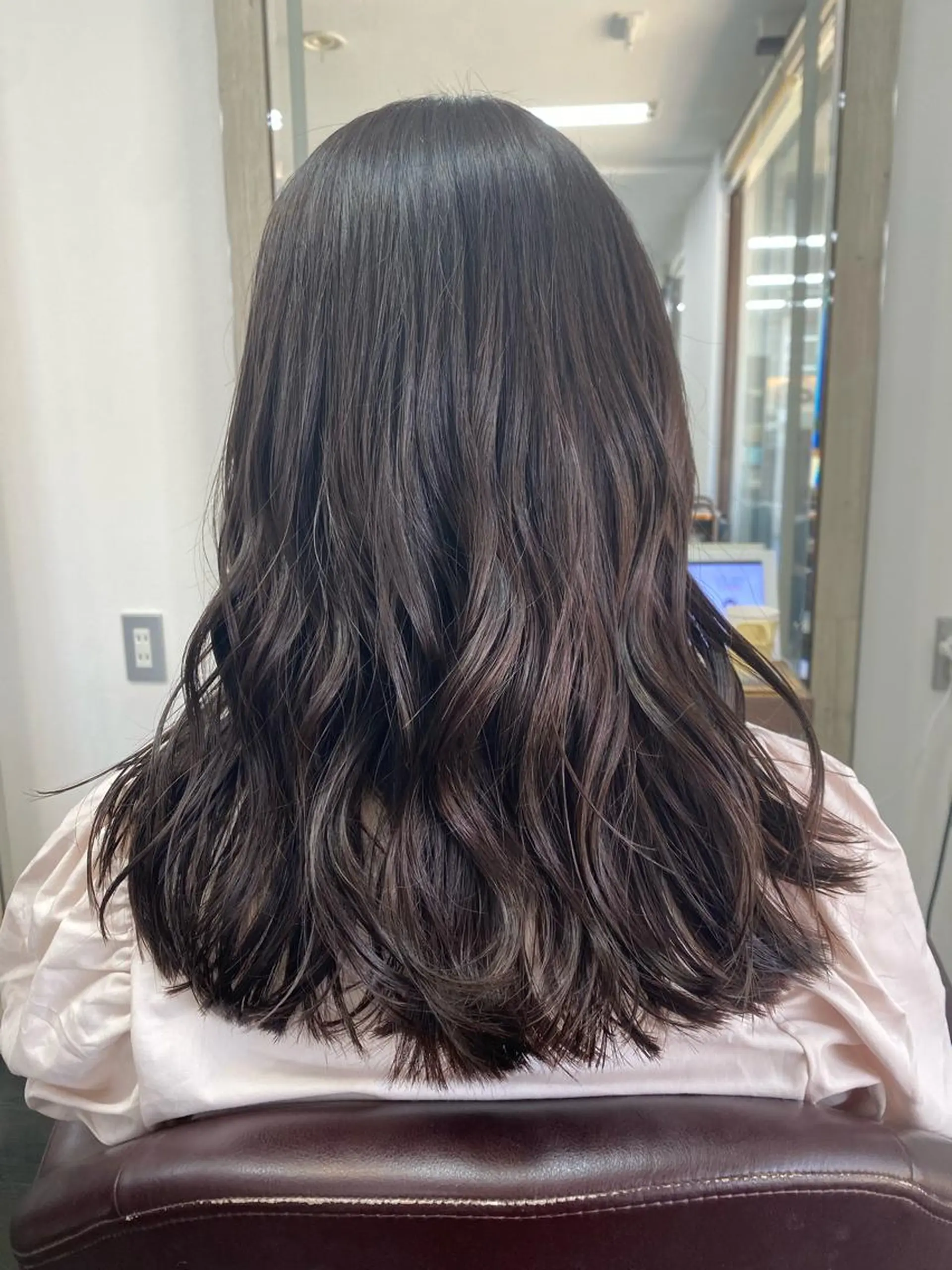 セミロング ヘアカラー トリートメント 月野涼風 /レイヤーカットのヘアスタイル