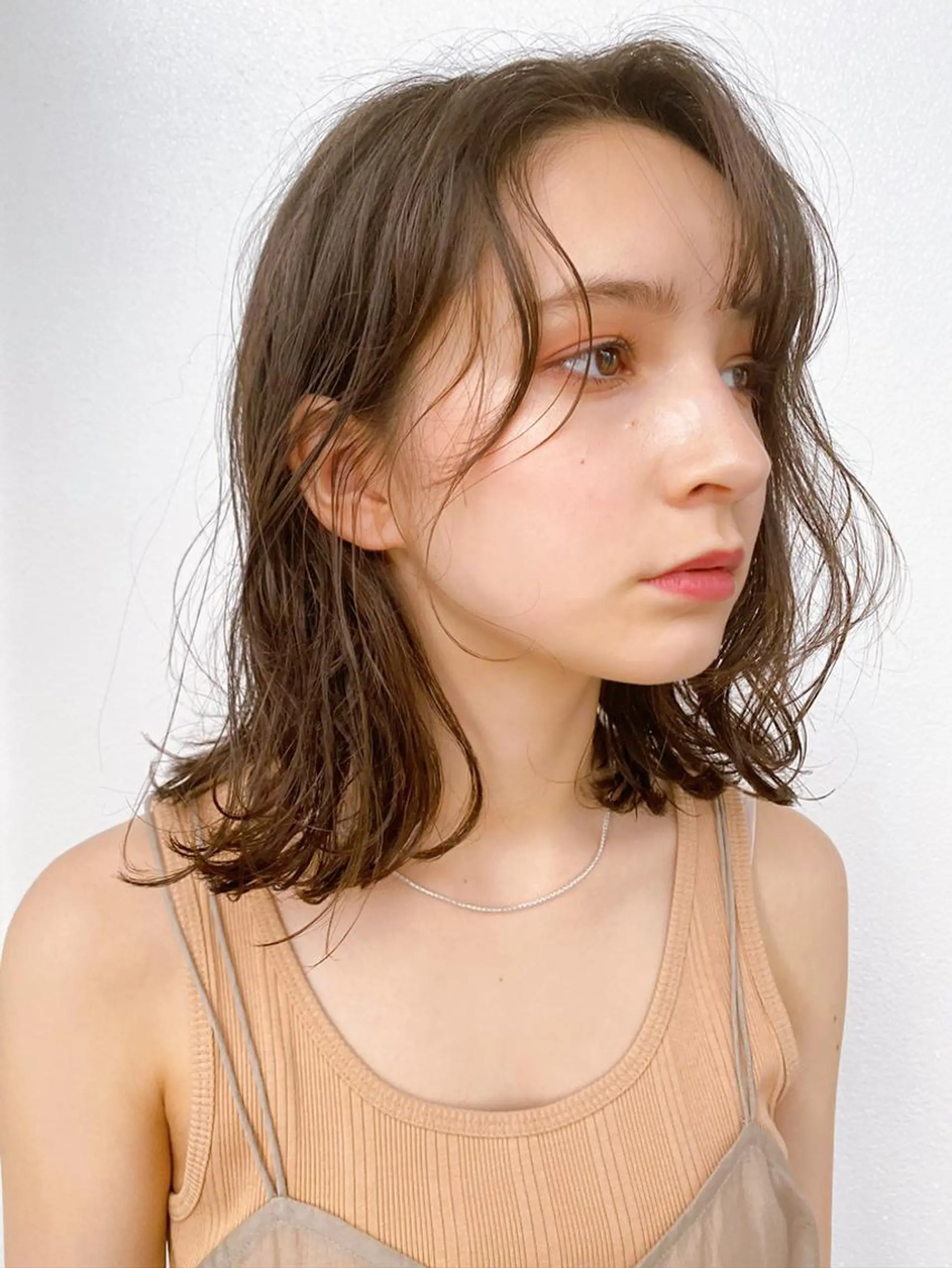 ミディアム カラー パーマ ヘアアレンジ メンズ キッズ ネイル マツエク・マツパ カット ヘアカラー トリートメント モリモト サナのヘアスタイル