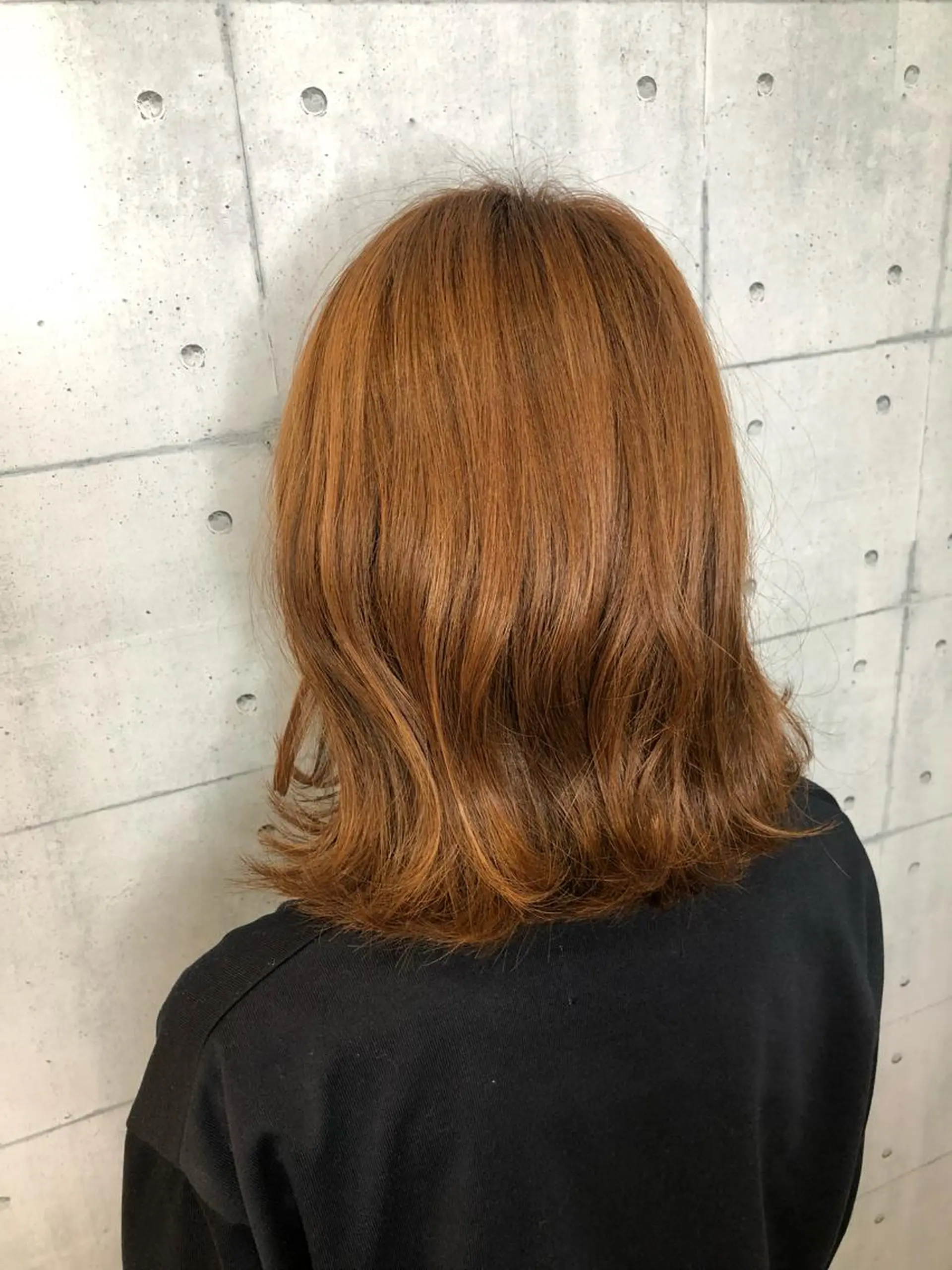 セミロング カラー ハイライトカラー ハイライト カット ヘアカラー 金沢 広美のヘアスタイル