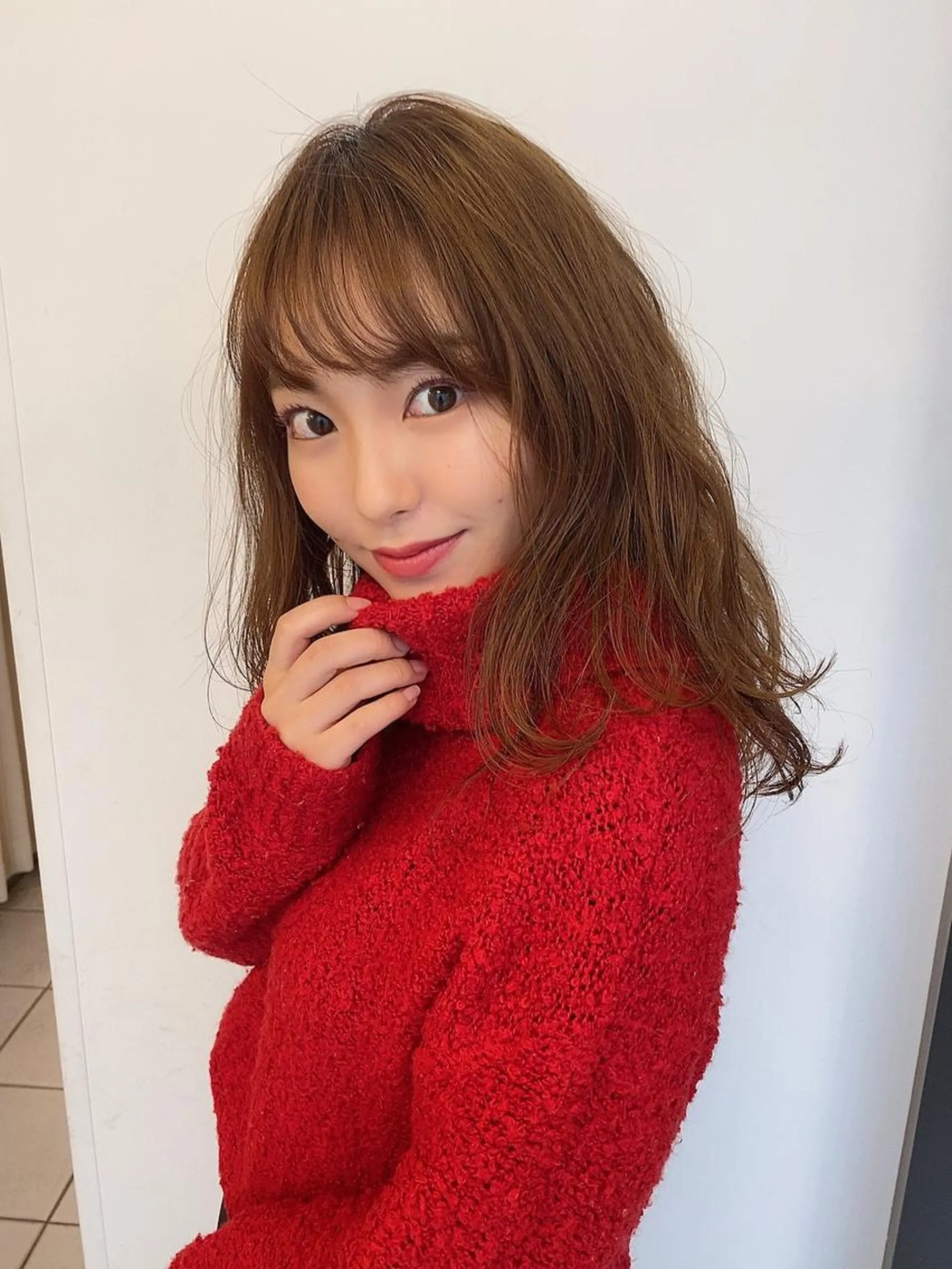 ロング パーマ ノンダメージ⭐️ 透明感カラー中田七菜のヘアスタイル