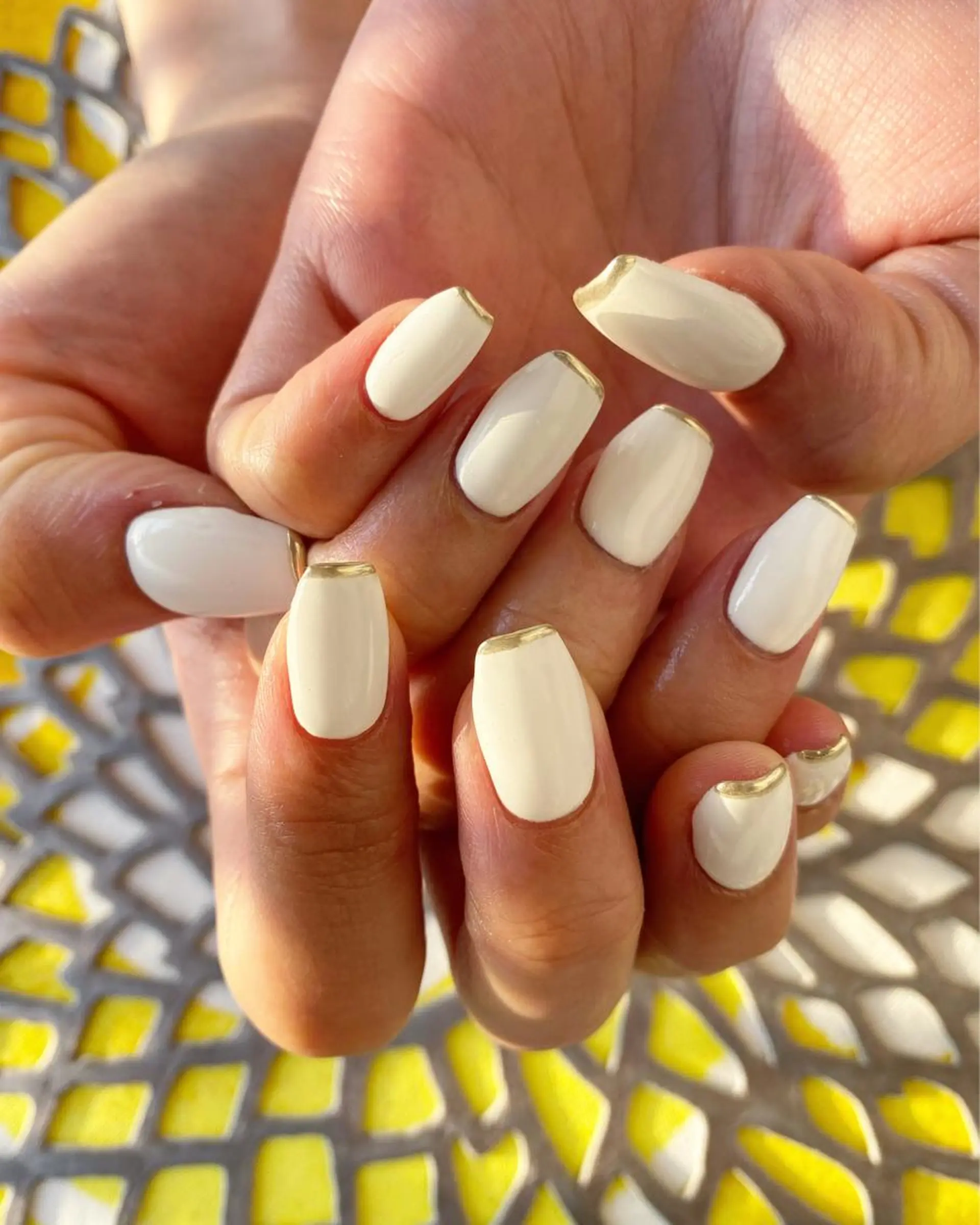 ネイル オーロラネイル フレンチネイル ハート ミラーネイル 持ち込み private nail salon   crystal ⭐︎ color所属・crystal ⭐︎ colorのネイルデザイン