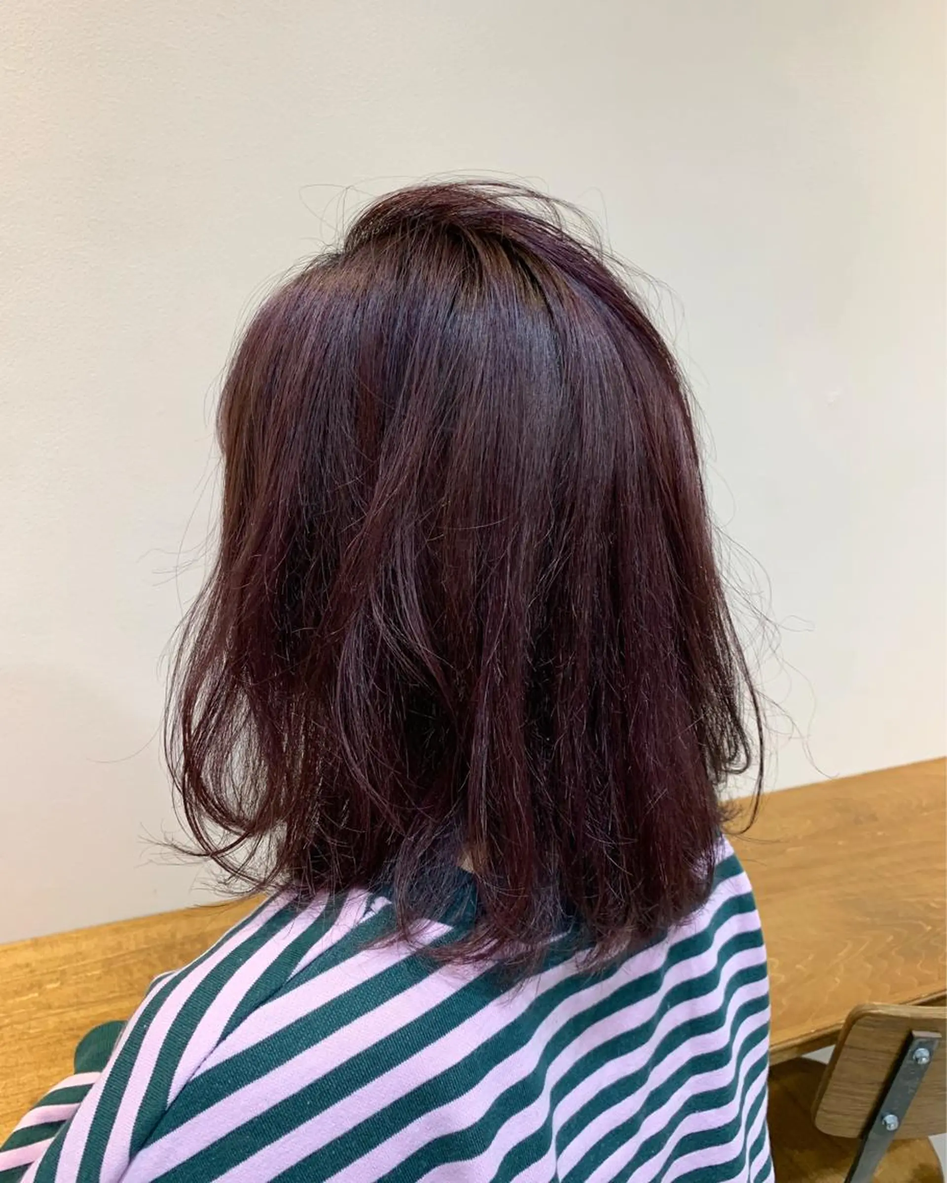 ミディアム カラー レッドカラー バイオレットカラー 大宮/山口 竣也のヘアスタイル