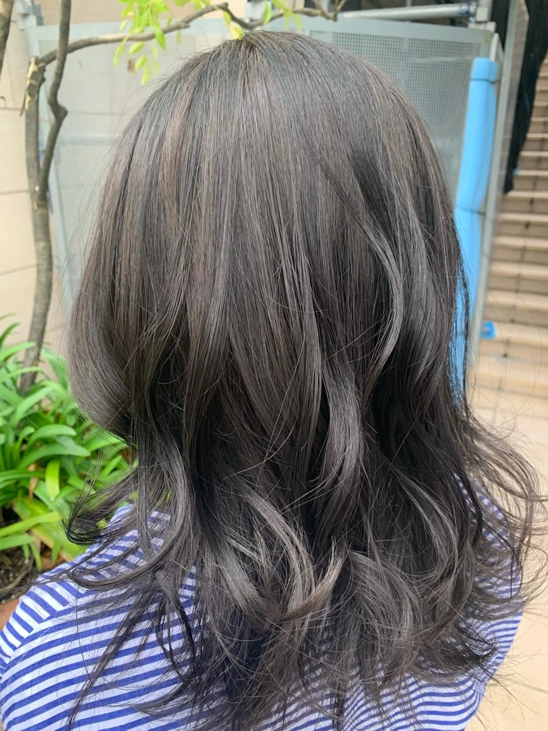 セミロング カット アキモト マサキ/ パーマ人気NO1のヘアスタイル