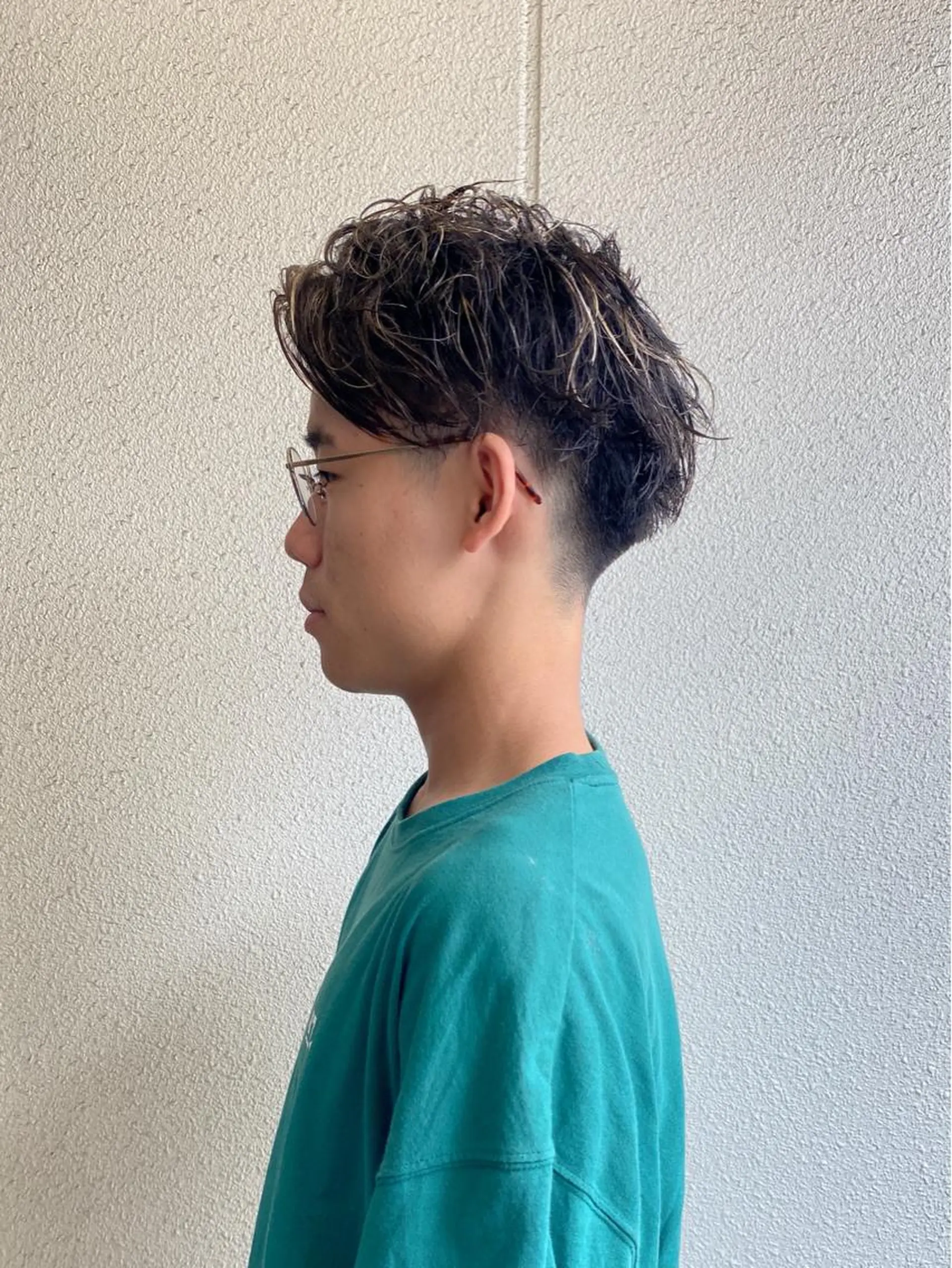 ショート カラー パーマ メンズ メンズブリーチ メンズハイライト マッシュ メンズパーマ メンズショート カット ヘアカラー ボブ/レイヤー/ メンズ/池澤慎人のヘアスタイル