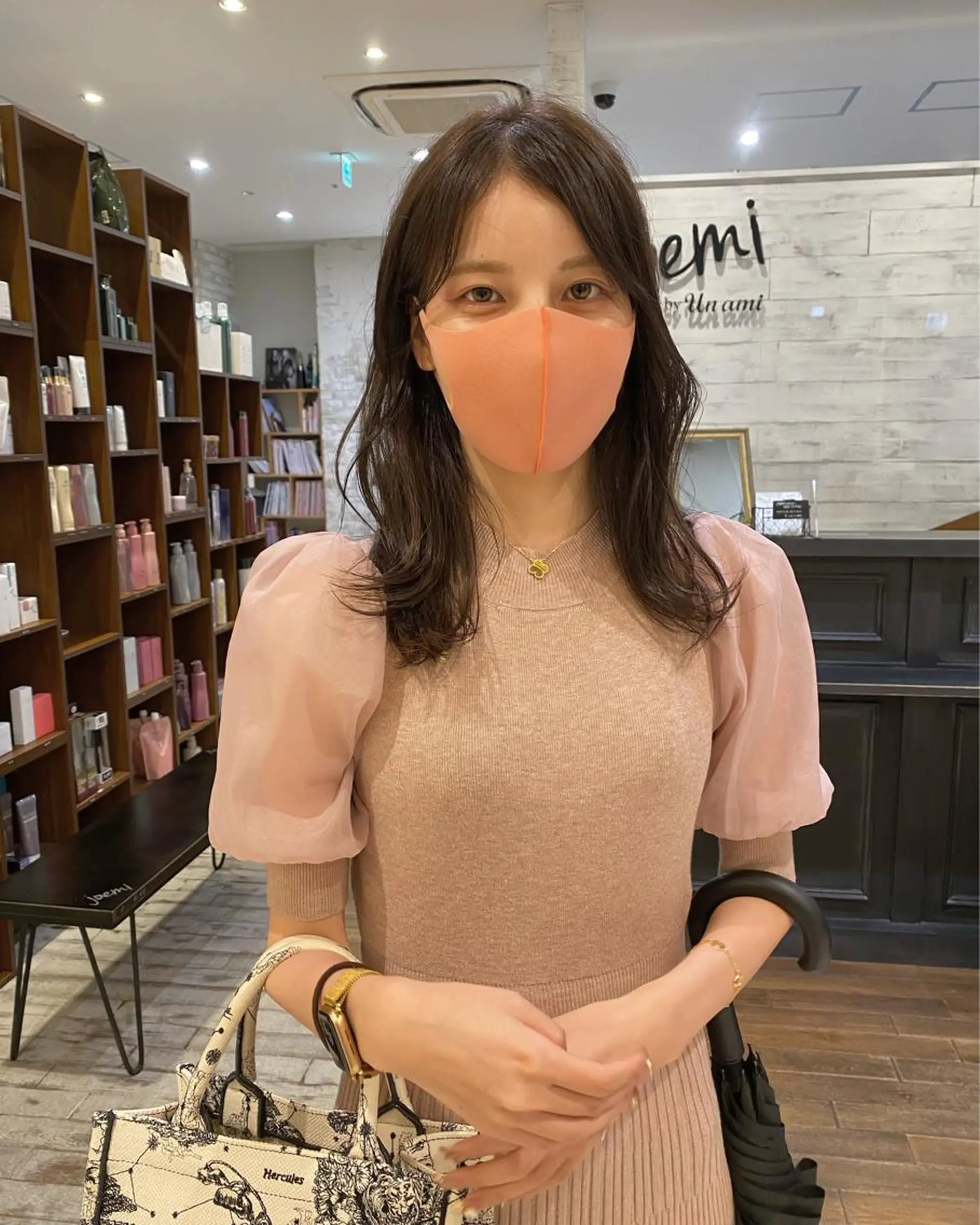 ロング 栗原 瑞稀のヘアスタイル