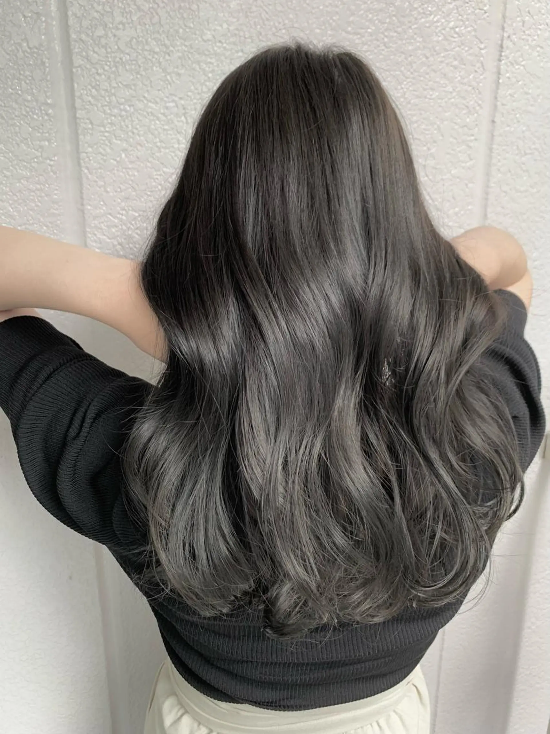 ロング カラー ブリーチ グレージュ カット ヘアカラー トリートメント eyl〜エイル〜所属・💎赤み消しカラー 特化型デザイナー💎のヘアスタイル