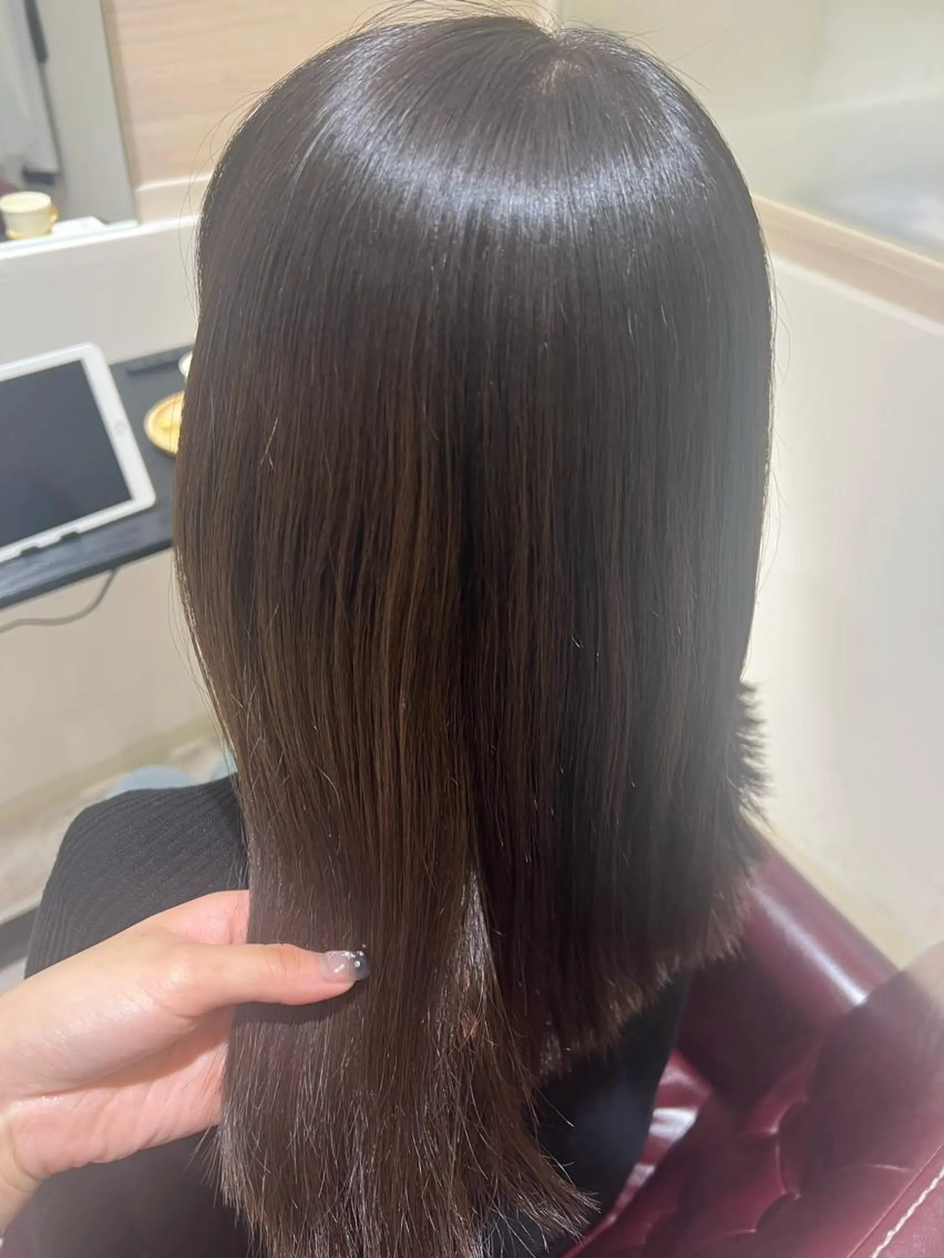 ミディアム カラー ブラウンカラー ラベンダーカラー ラベンダーブラウン 髪質改善 カット ヘアカラー 縮毛矯正 トリートメント 🥣🫧‪艶カラー 🦋アカマ ミユ🦋のヘアスタイル