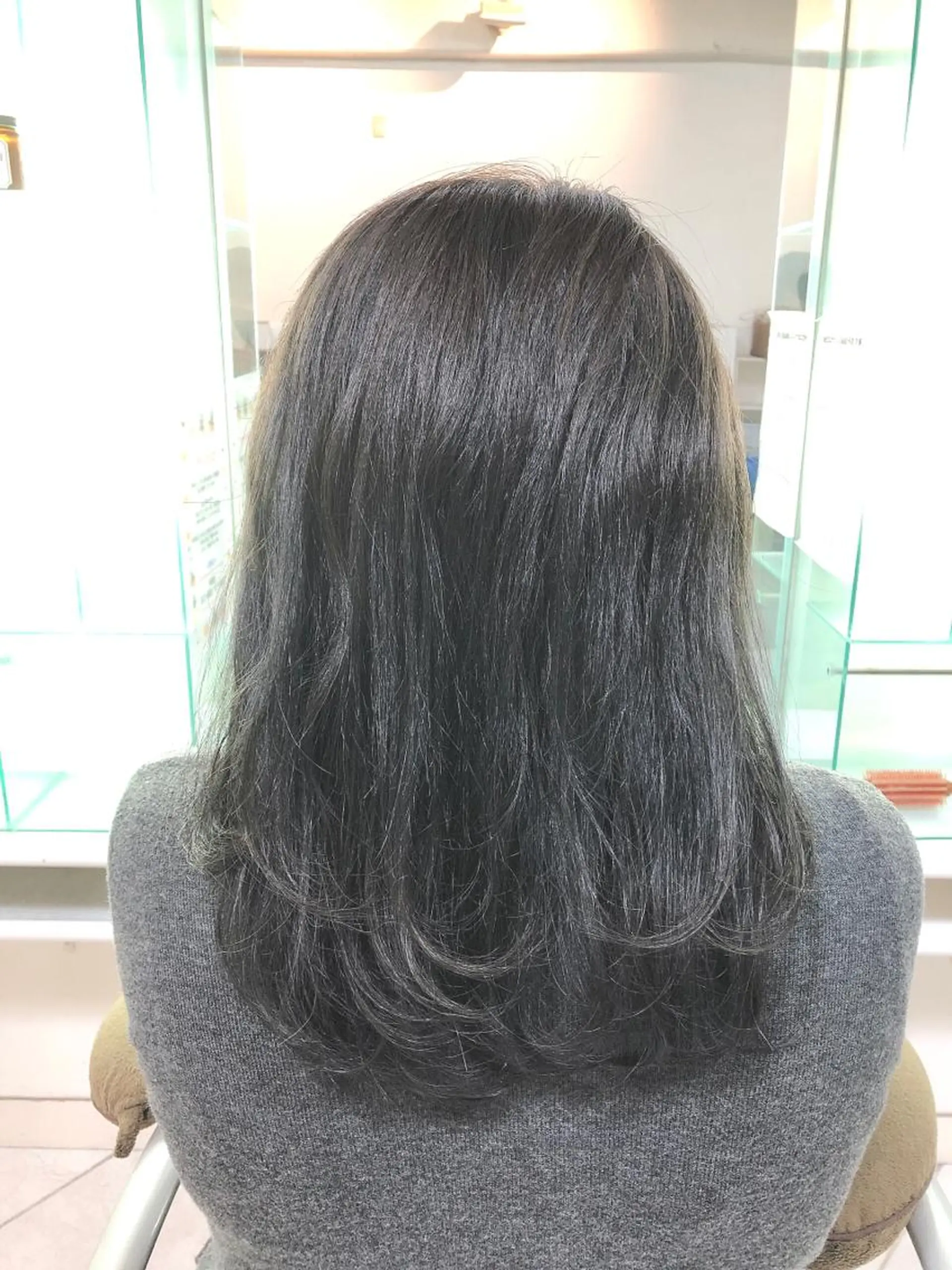 カラー 保住 亮太のヘアスタイル