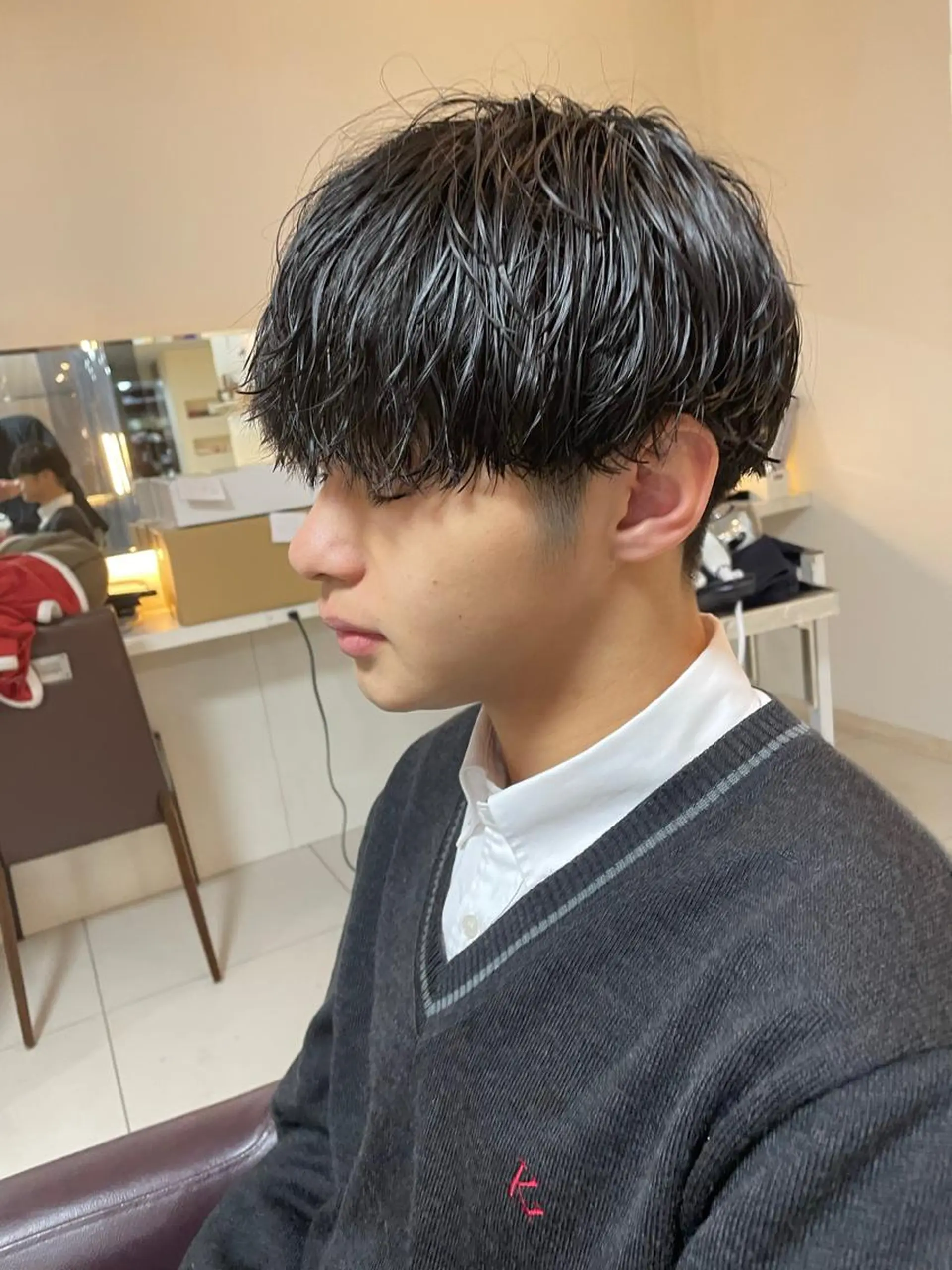 ショート カラー パーマ メンズ 学生（メンズ向け） 学生 SHUN メンズパーマのヘアスタイル