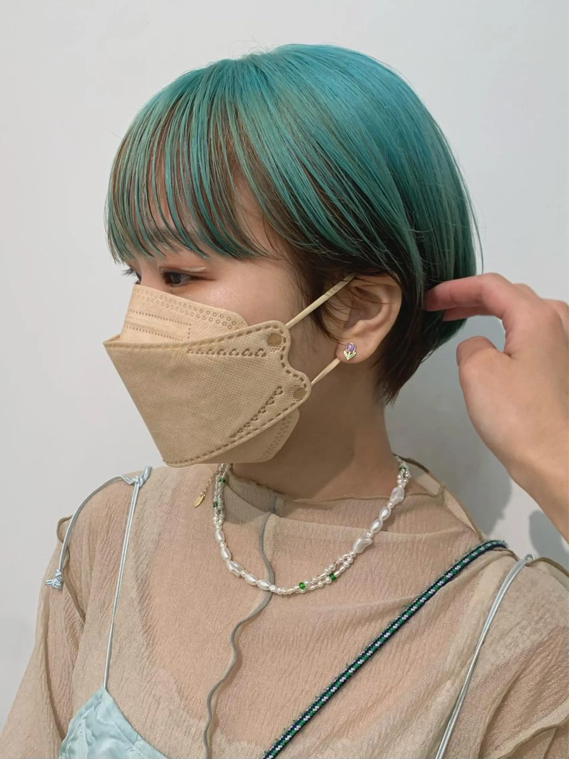 ショート カラー ベージュ/透明感/ 桃子🎀のヘアスタイル