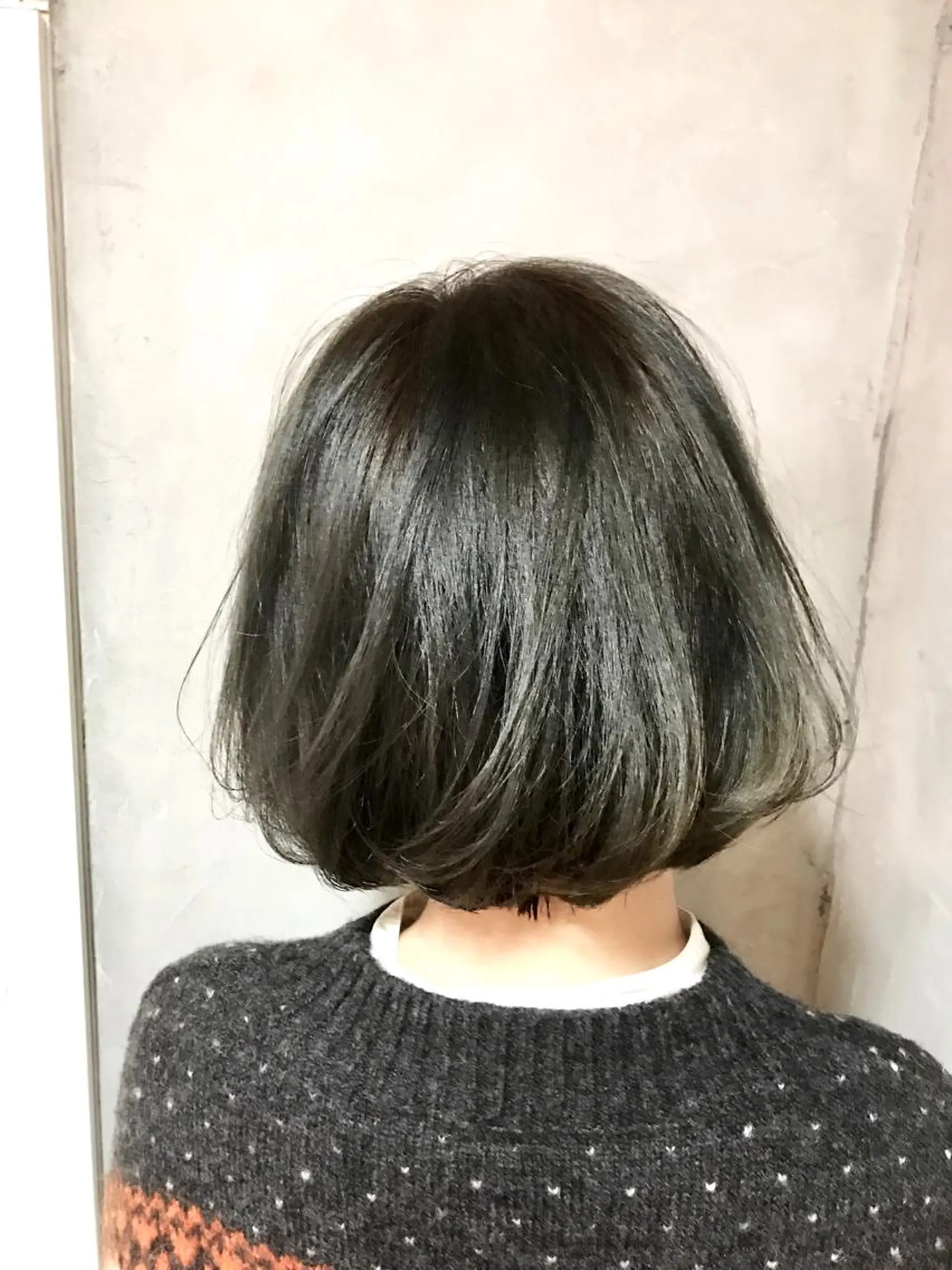 ショート ボブ カット ヘアカラー トリートメント 新井 広樹のヘアスタイル