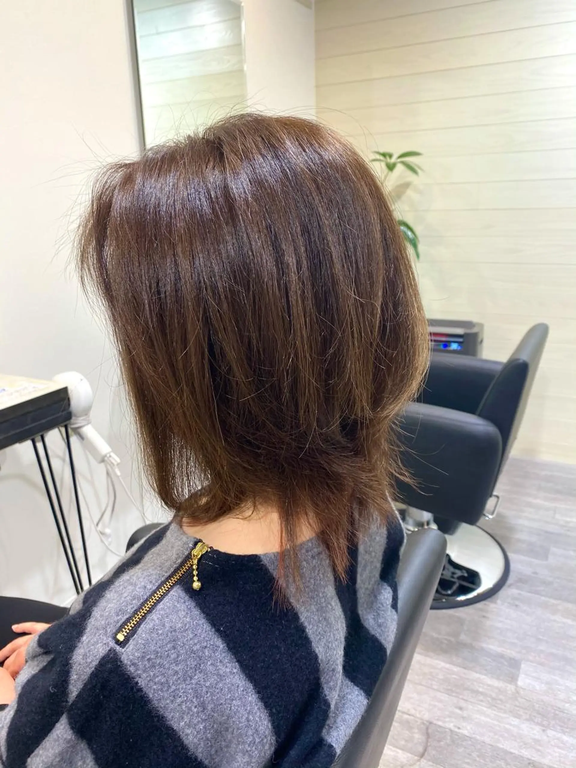 ミディアム カラー アディクシーカラー バレイヤージュ ブリーチ ケアブリーチ デザインカラー カット ヘアカラー unpeu hair  二条所属・先着1名様限定 カット無料のヘアスタイル