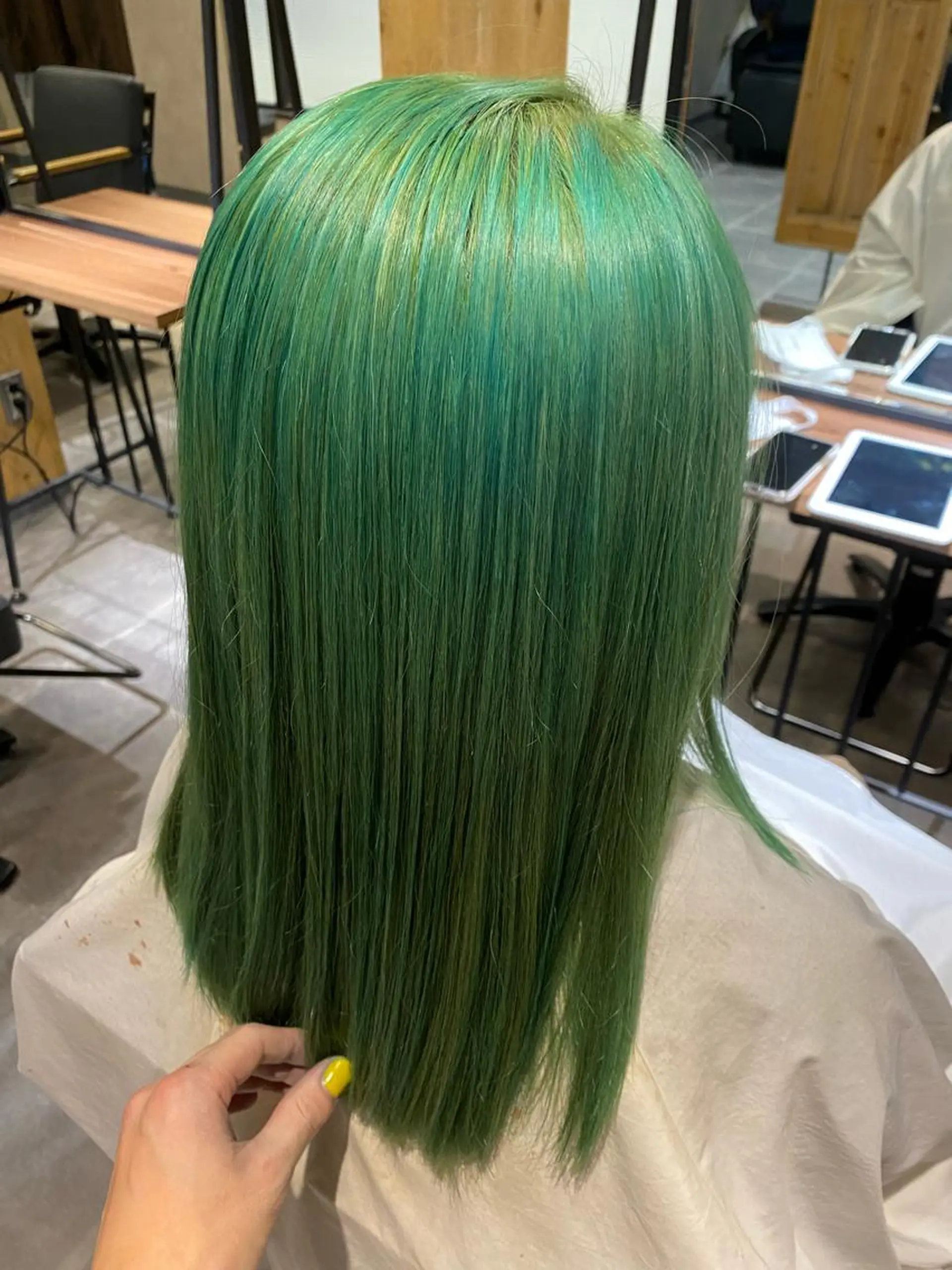 セミロング ヘアカラー トリートメント ✨透明感カラー ✨カイトのヘアスタイル