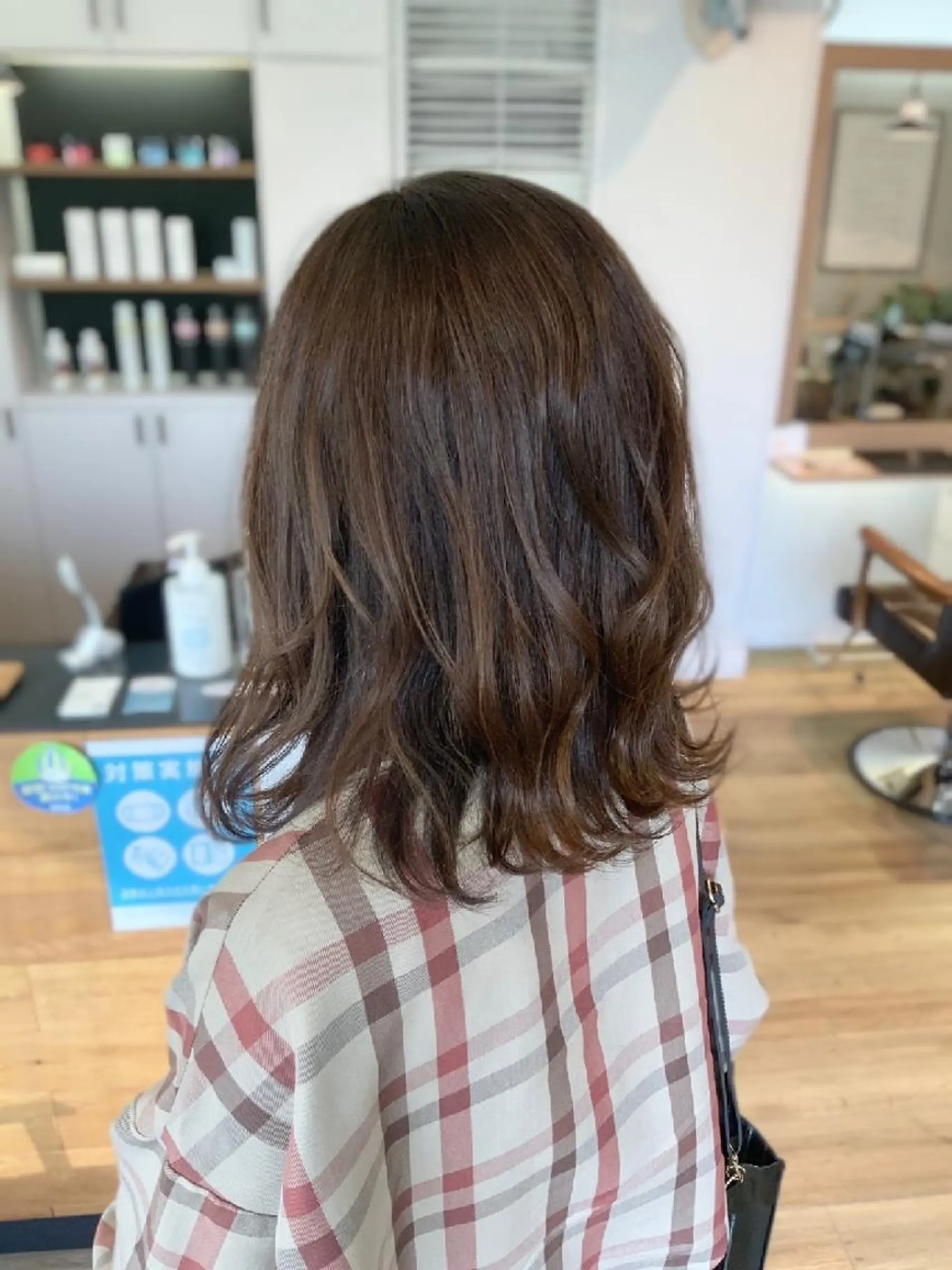 カラー アッシュ ベージュカラー ヘアカラー トリートメント 堀 望美のヘアスタイル