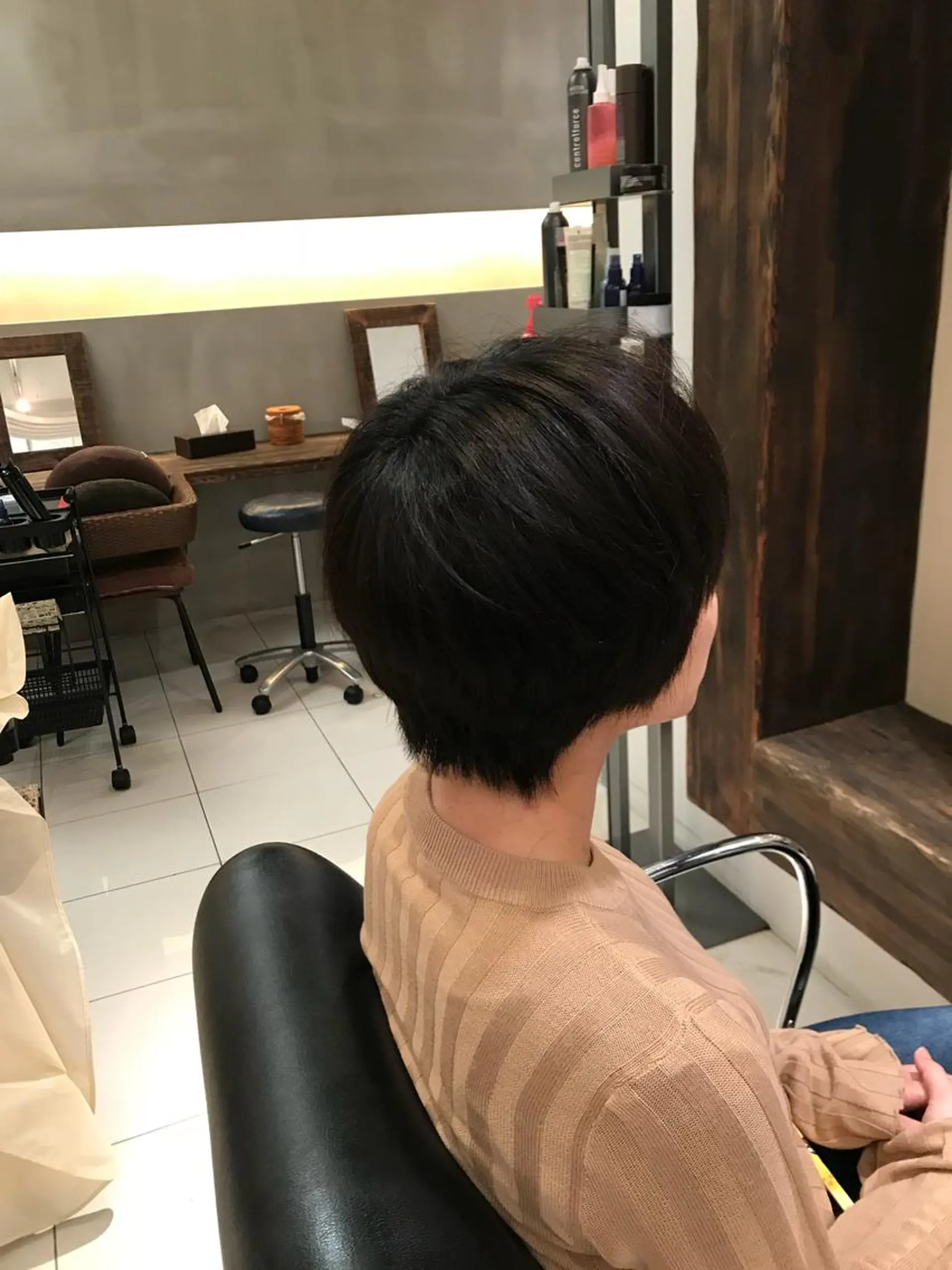 ショート カラー ショートヘア 加藤 泰輔のヘアスタイル