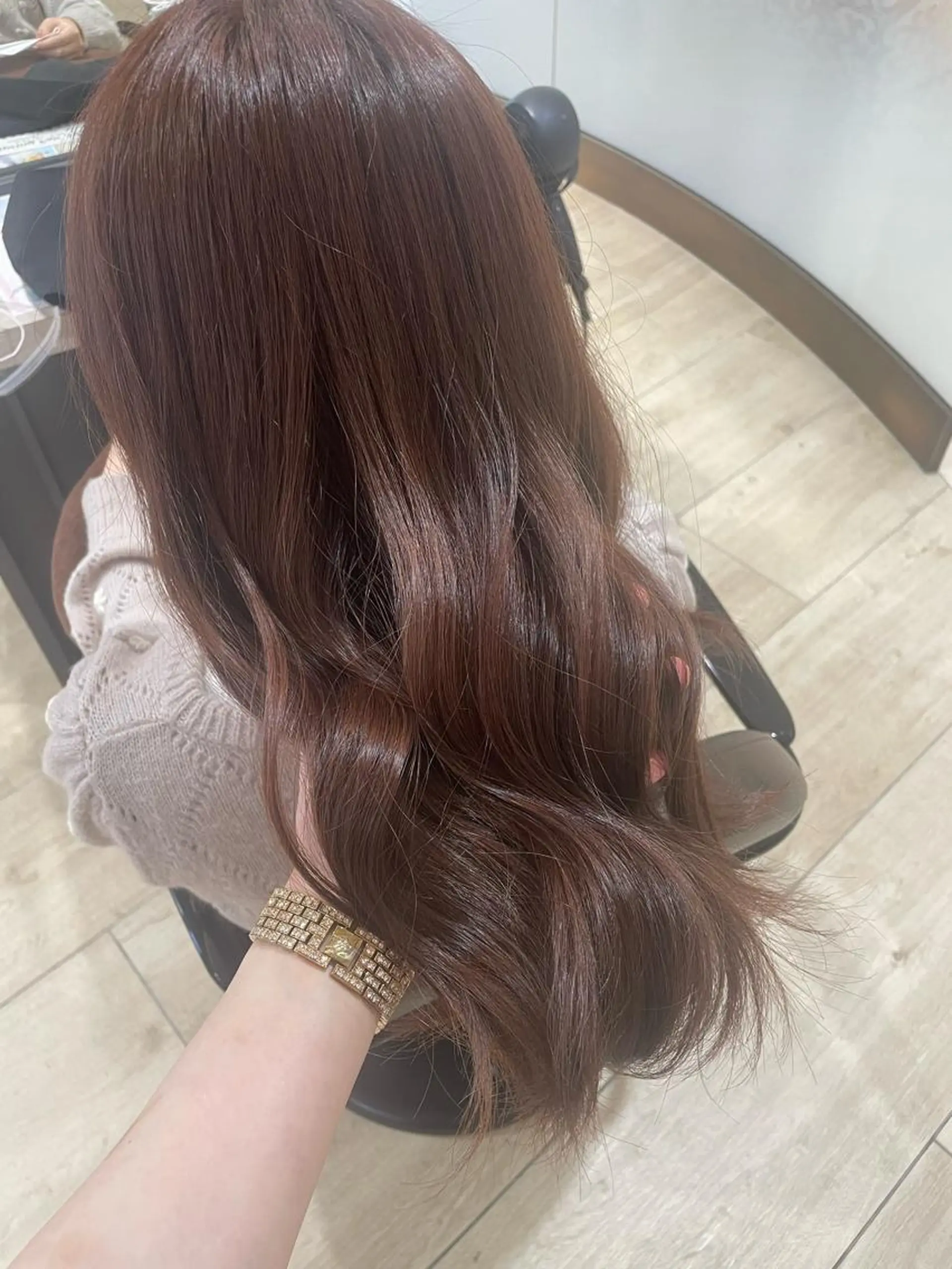 ロング カラー ベージュカラー イルミナカラー ラベンダーカラー ラベンダーベージュ Euphoria 銀座店所属・Euphoria 銀座 みおこのヘアスタイル