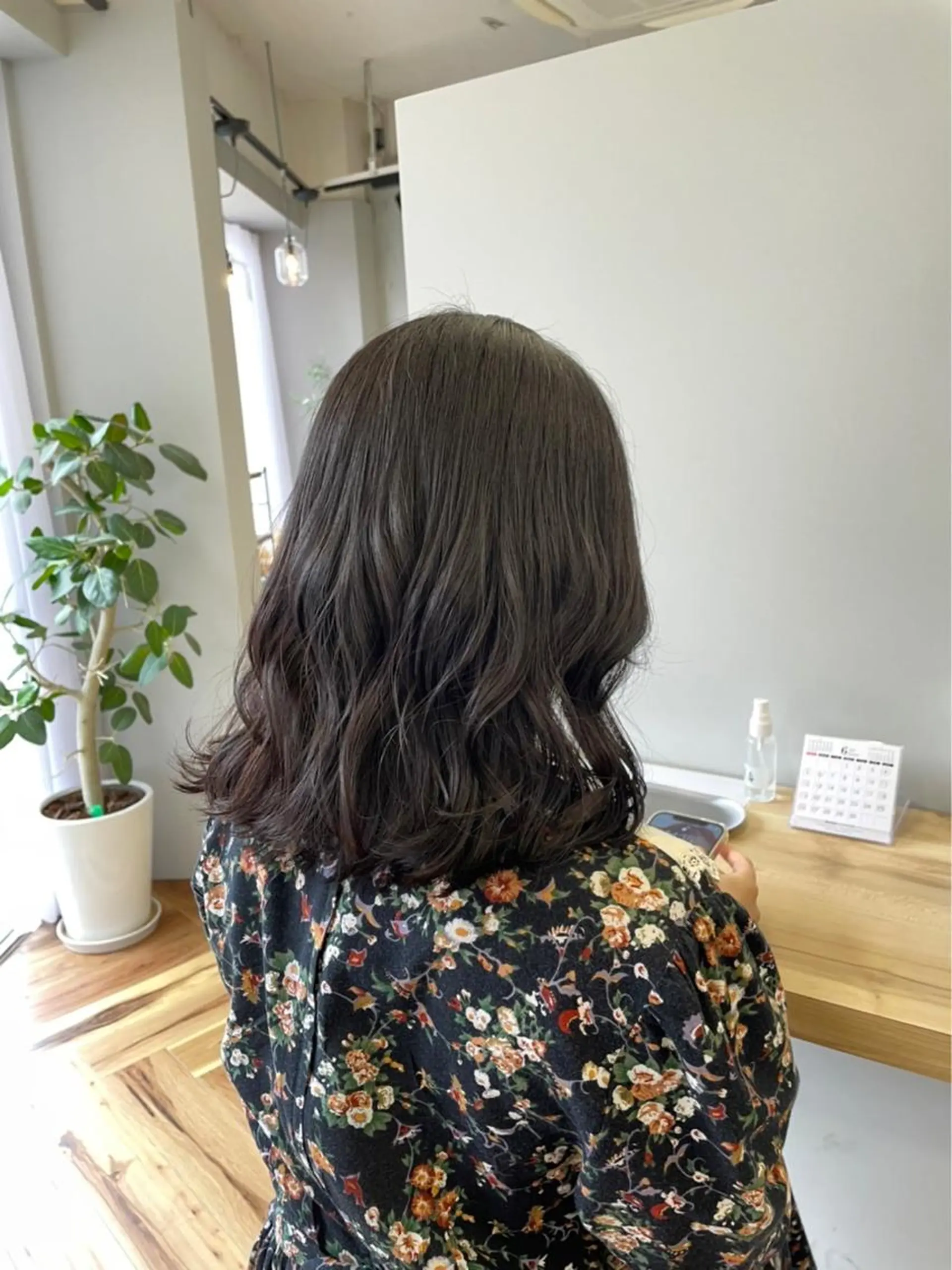 ミディアム 金城 二千夏のヘアスタイル