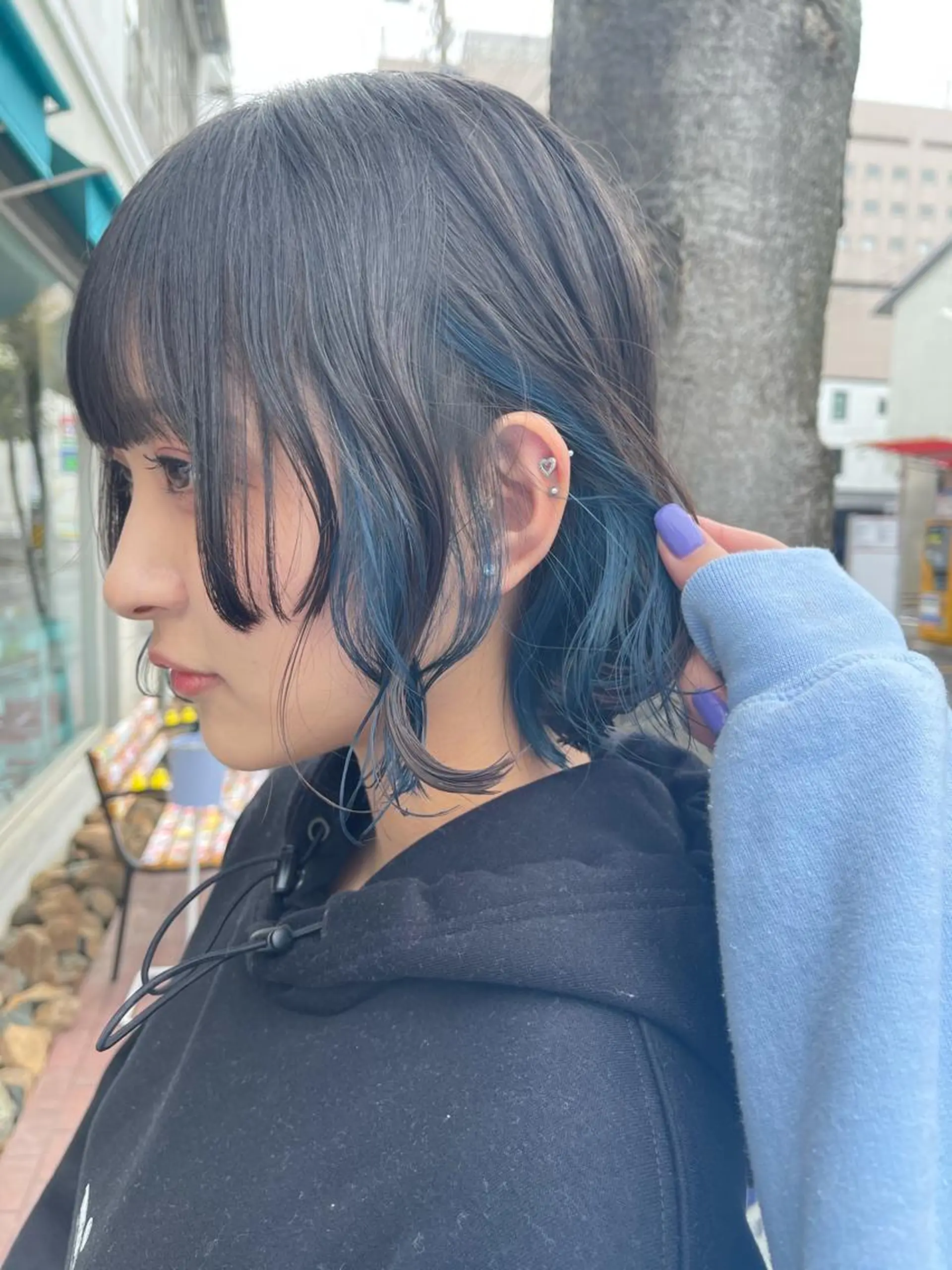 ショート カラー ブルーカラー ボブ ALOHANA 津店所属・TSUBASA▫️ ブリーチ#エクステのヘアスタイル