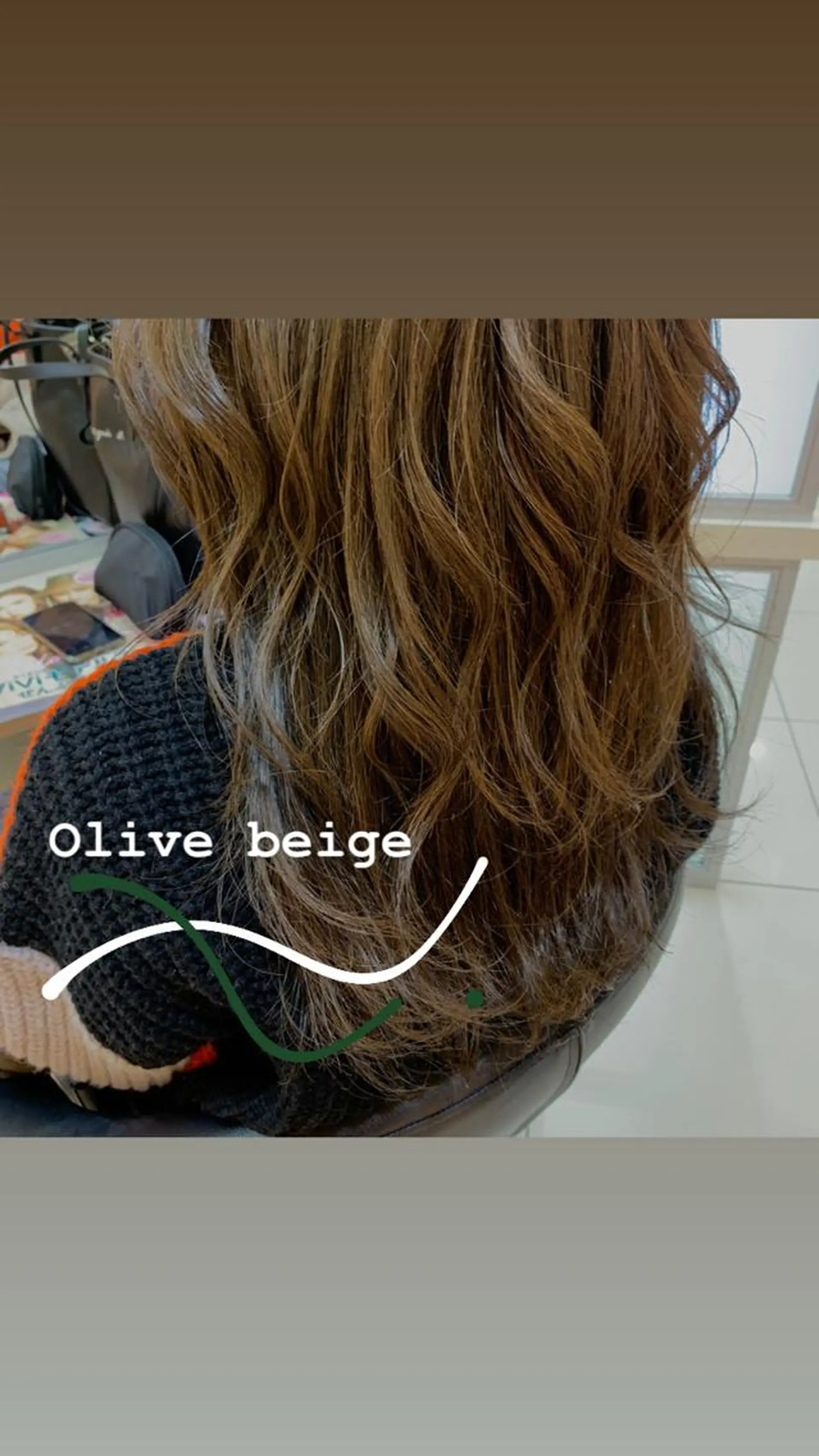 ロング カラー ヘアアレンジ yuka .のヘアスタイル