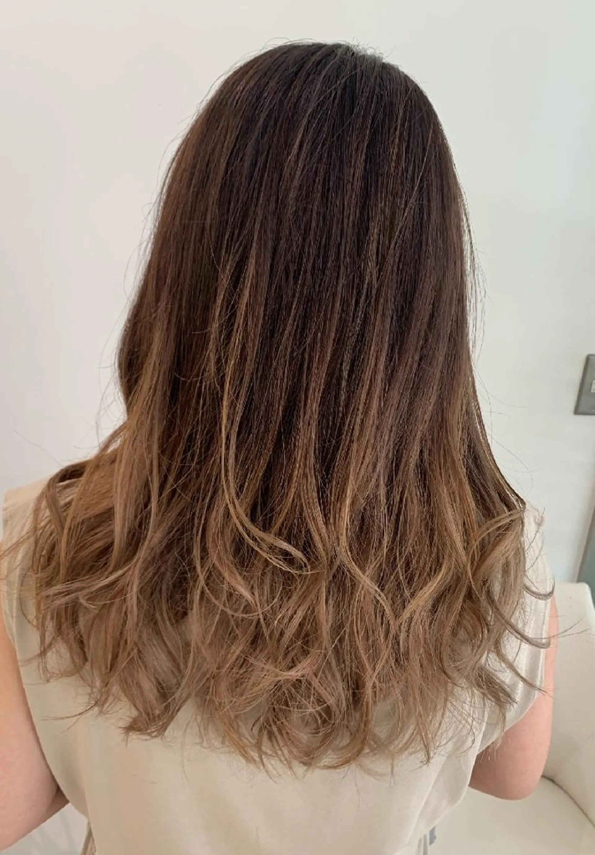 セミロング カラー グラデーションカラー セレビアイ/ ISHIIのマツエク・マツパデザイン