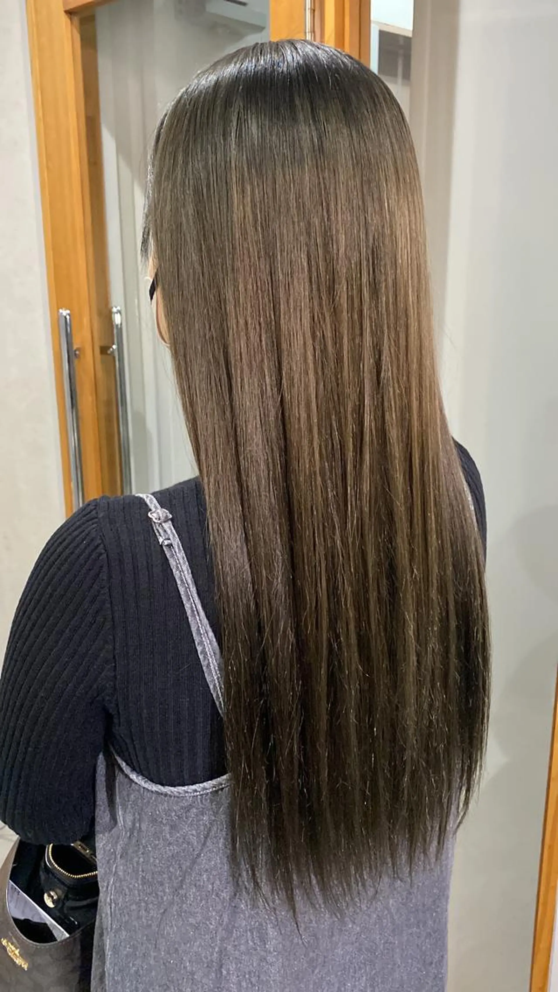 ロング JOS所属・上野/エフェクトブリ ーチ✂︎touiのヘアスタイル