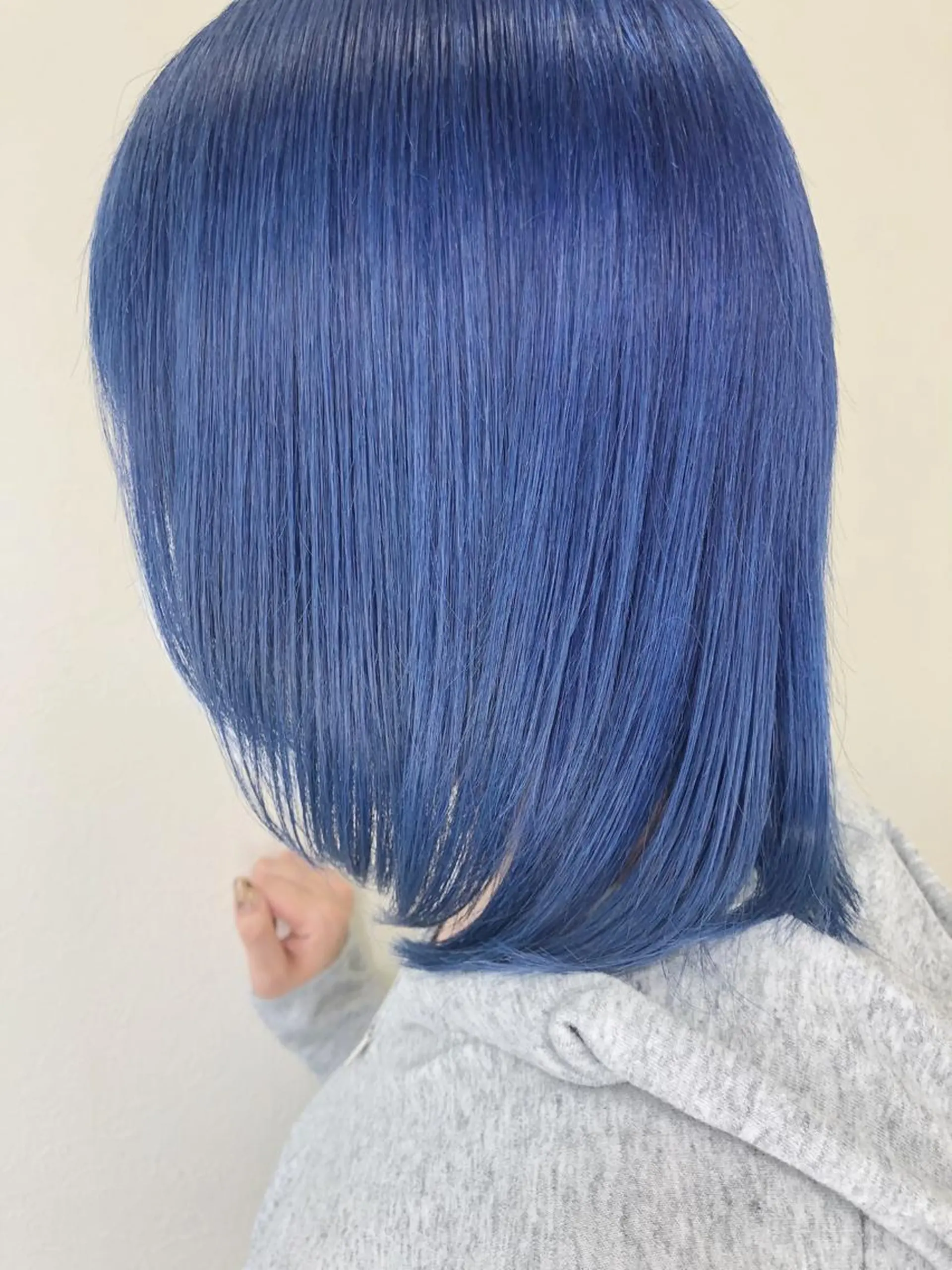 ミディアム カラー ミディアムパーマ アディクシーカラー バレイヤージュ ベージュカラー ブリーチ ito. ブリーチ/髪質改善のヘアスタイル