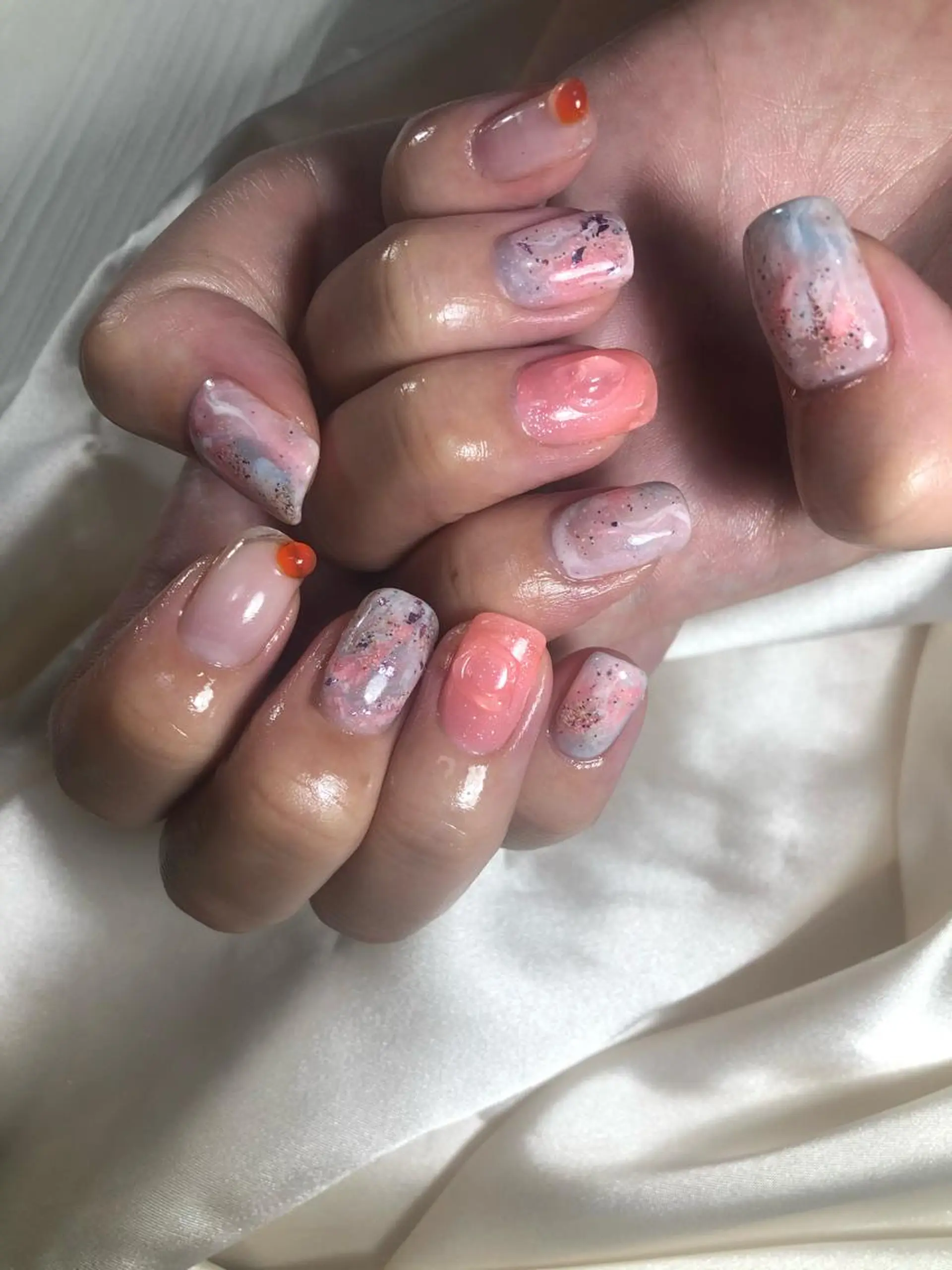 ネイル nailsalon　hue所属・小山 羽奈のネイルデザイン