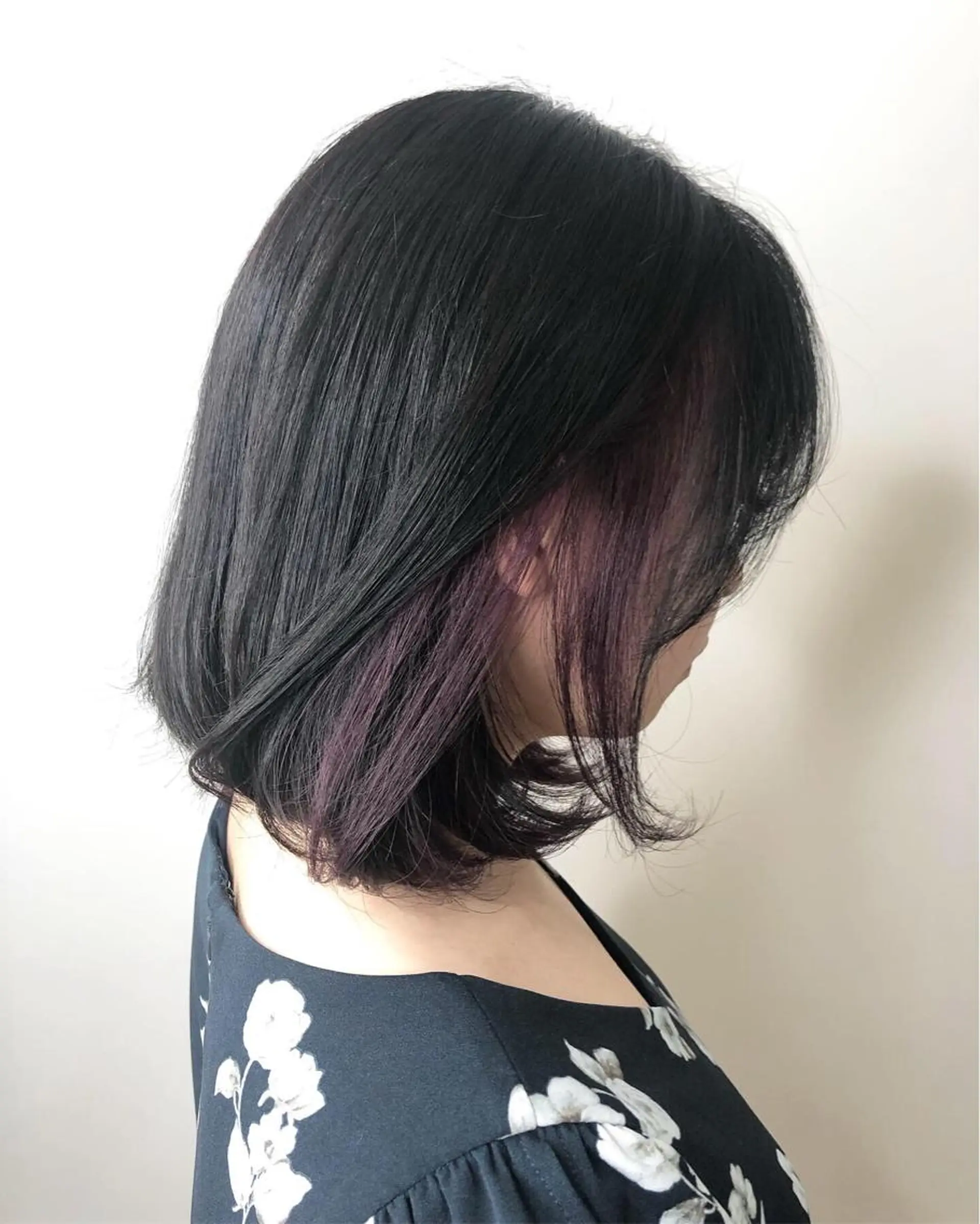 ショート カラー ブリーチ インナーカラー バイオレットカラー ヘアカラー 透明感カラー 松田晃代のヘアスタイル