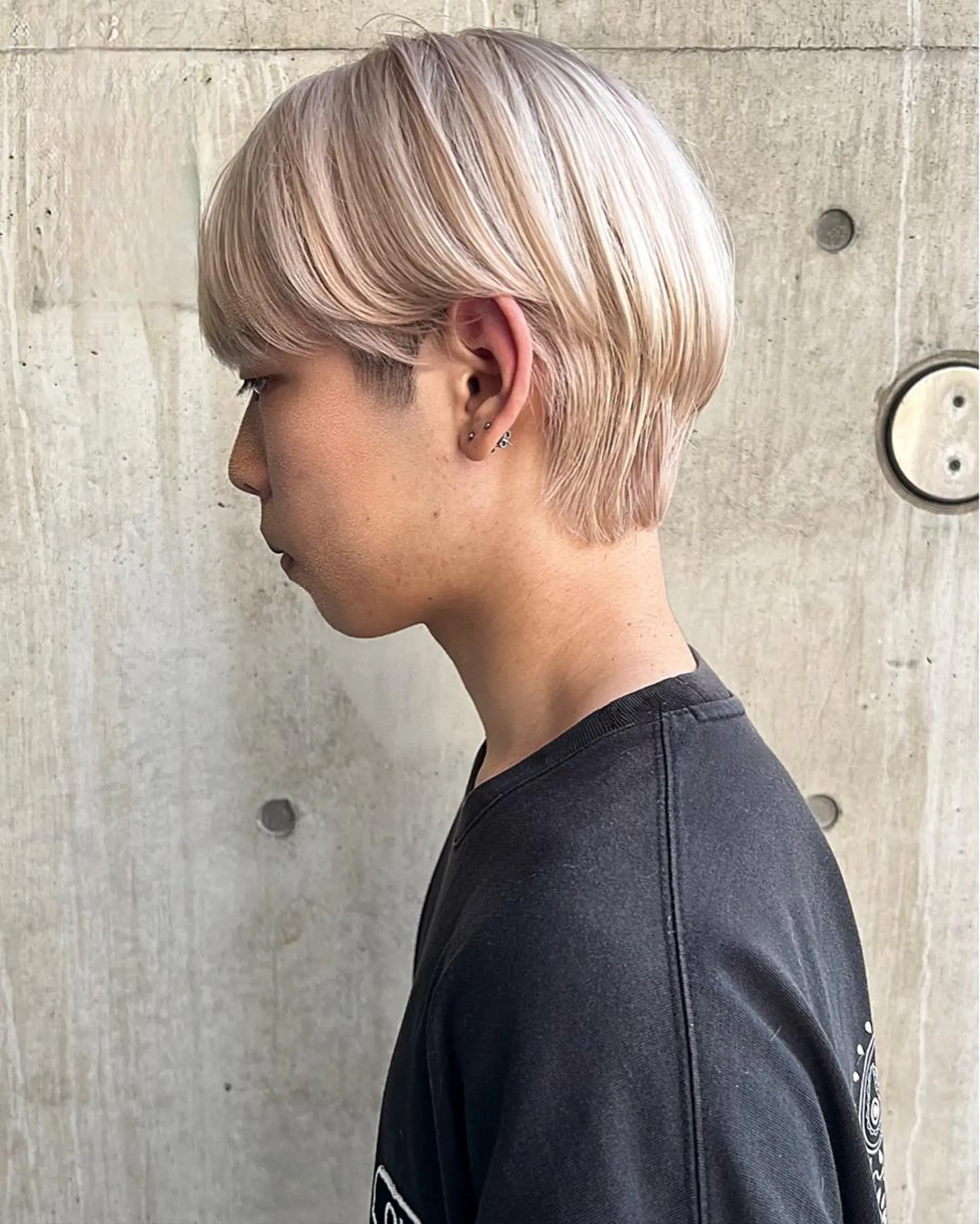 カラー メンズ メンズブリーチ ブリーチ ヘアカラー トリートメント RAIMA ハイトーン/レイヤーのヘアスタイル