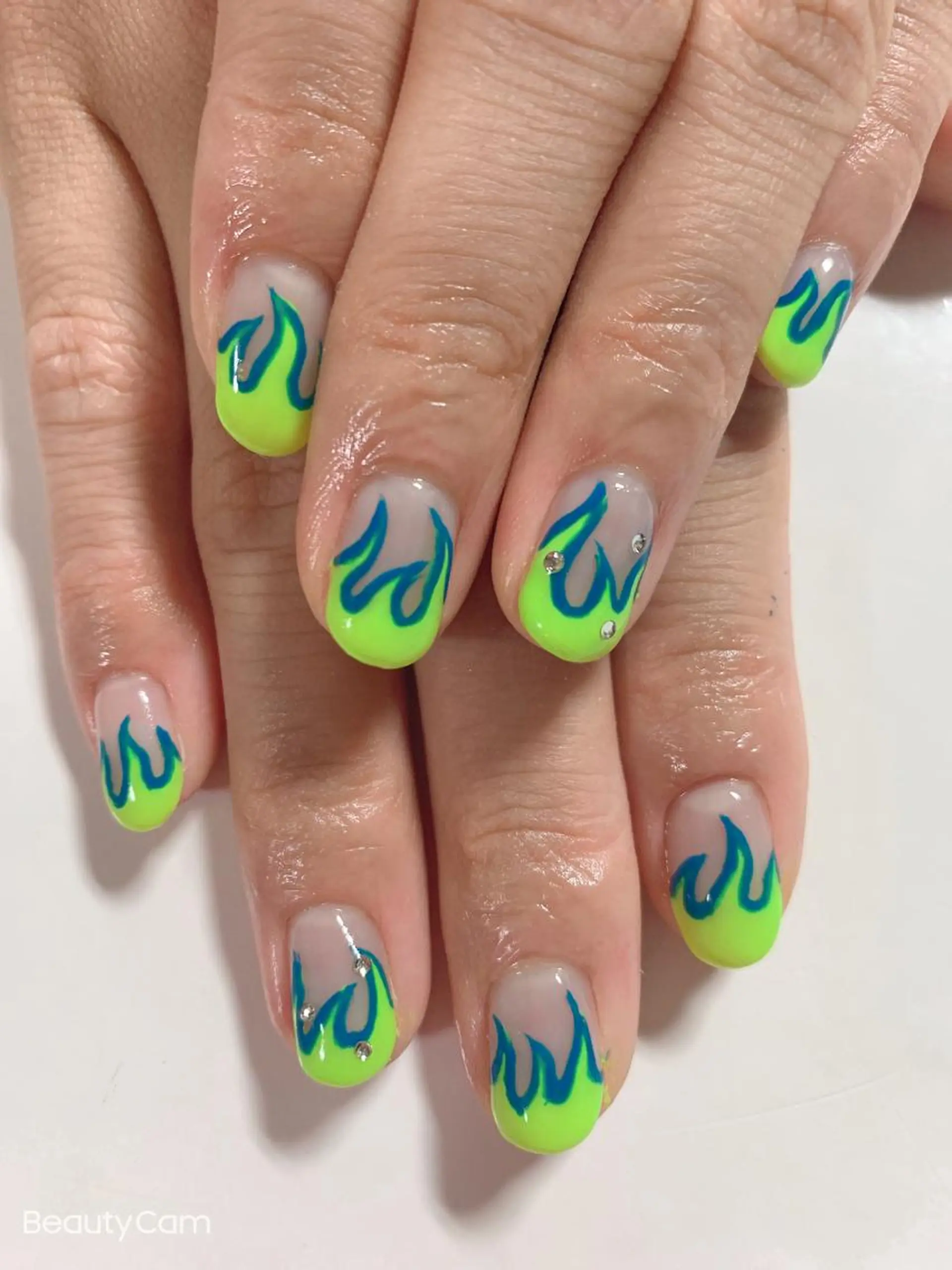 ネイル グラマラス ／アンジェアイのマツエク・マツパデザイン