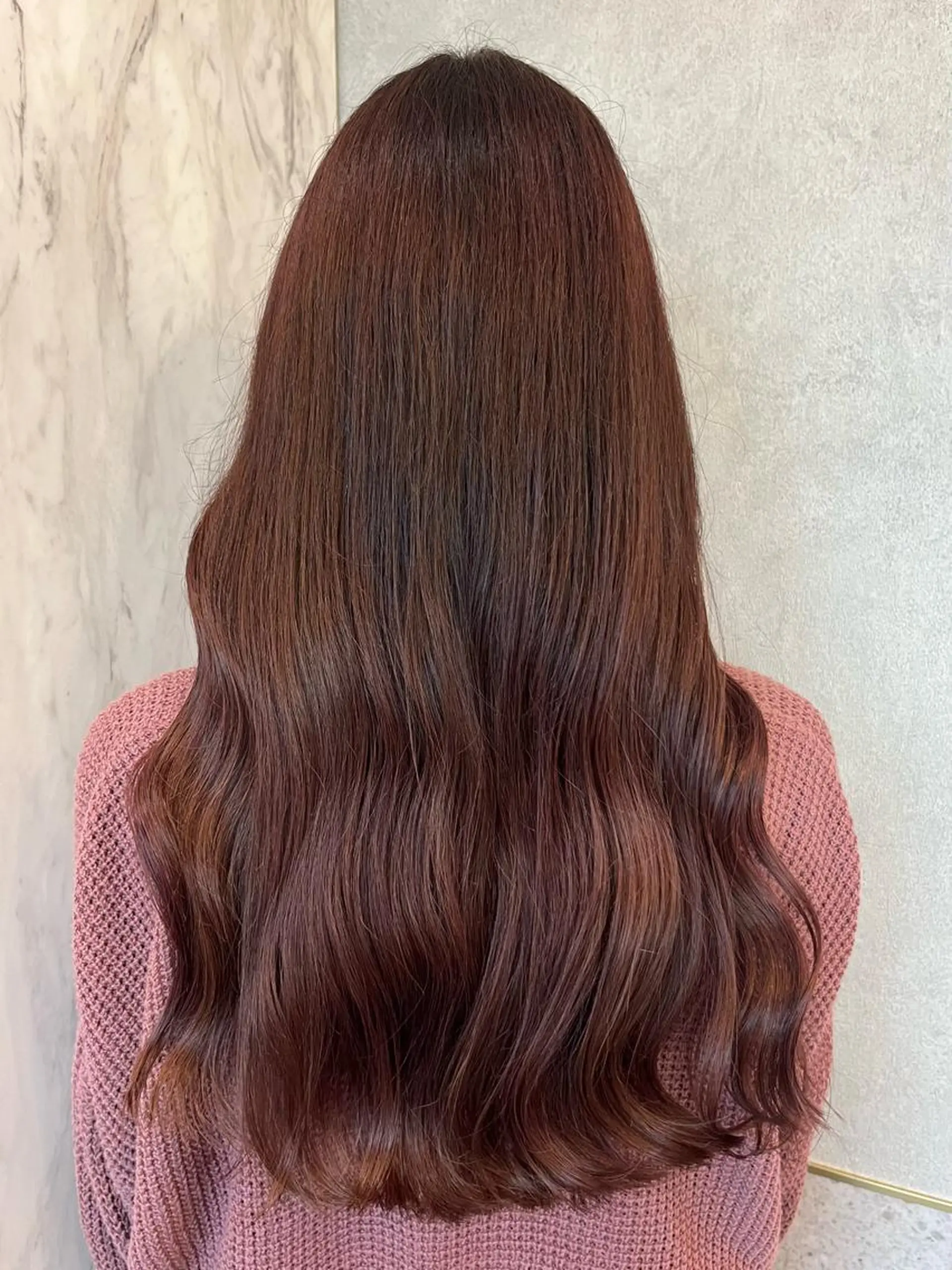 ロング ピンクブラウン 顔周りカット 髪質改善 韓国風ヘア ロング カット ヘアカラー トリートメント Loom.by Sea【新宿】所属・暖色カラー/新宿/韓 国風レイヤー鮫島志穂のヘアスタイル