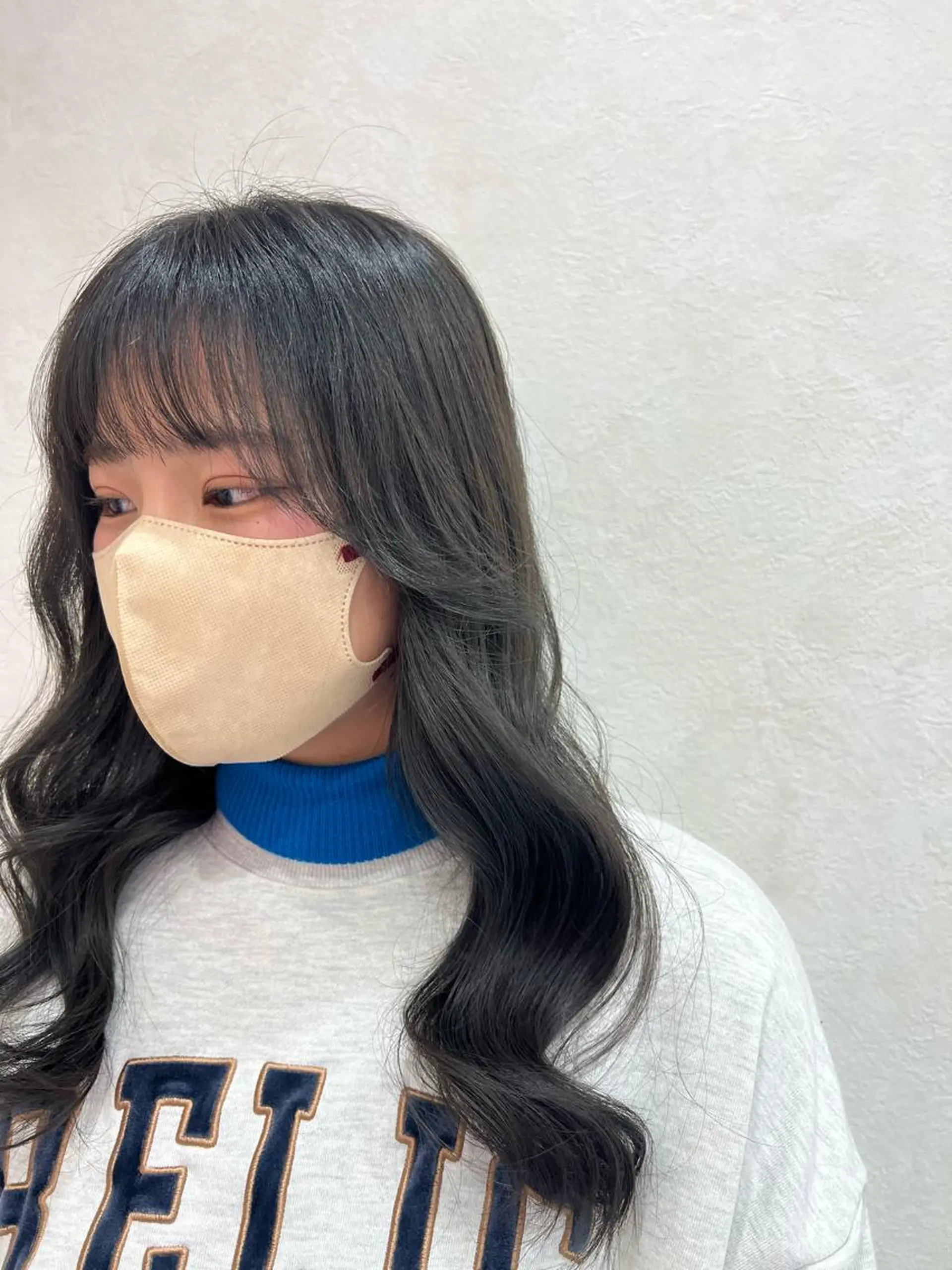 セミロング 韓国風🫧艶カラー 💟ran💟のヘアスタイル