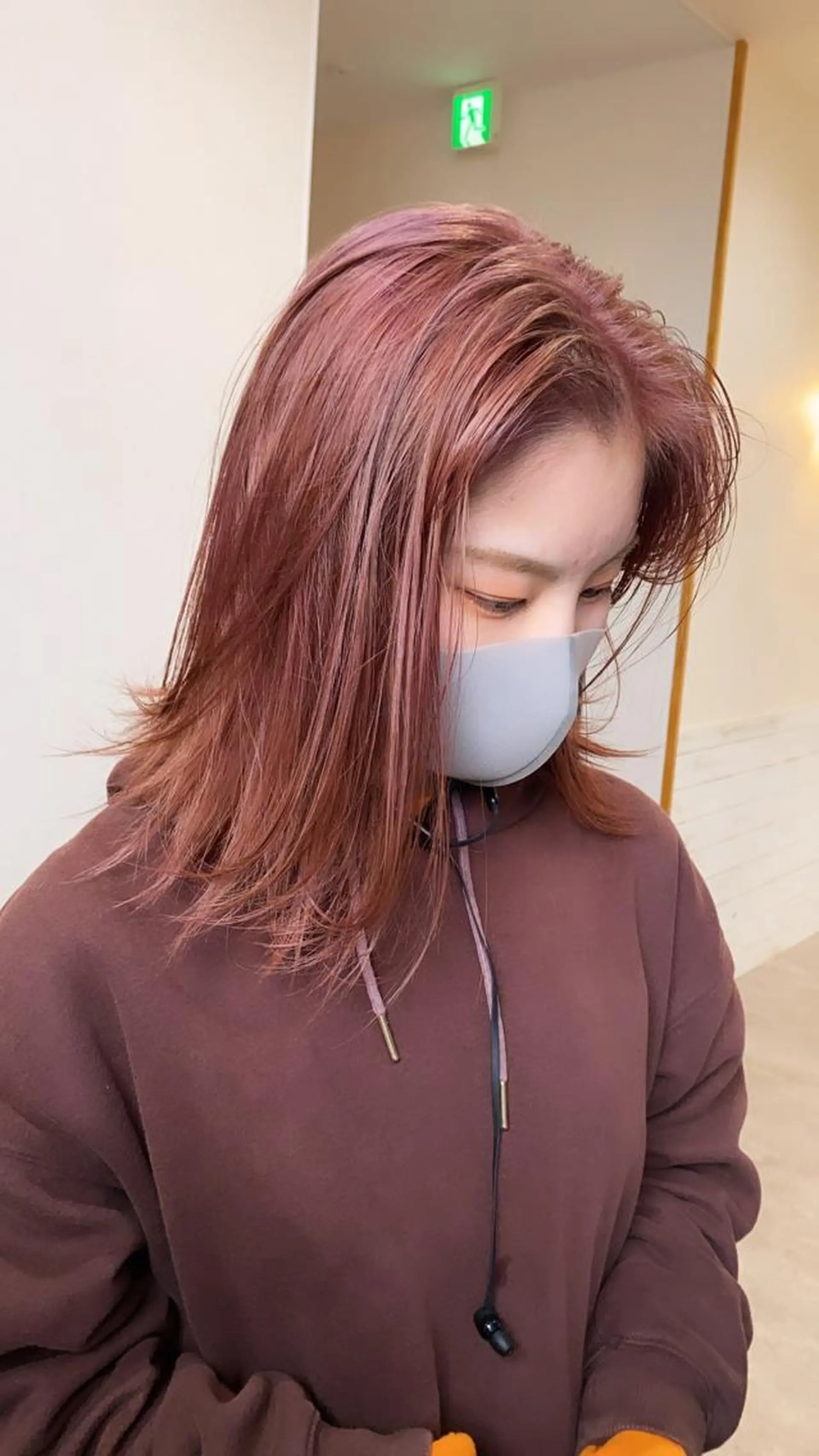 セミロング カラー パーマ ヘアアレンジ メンズ キッズ ネイル マツエク・マツパ Hair & make Lamp所属・梅田のブリーチ特化 美容師KAI🥰のヘアスタイル