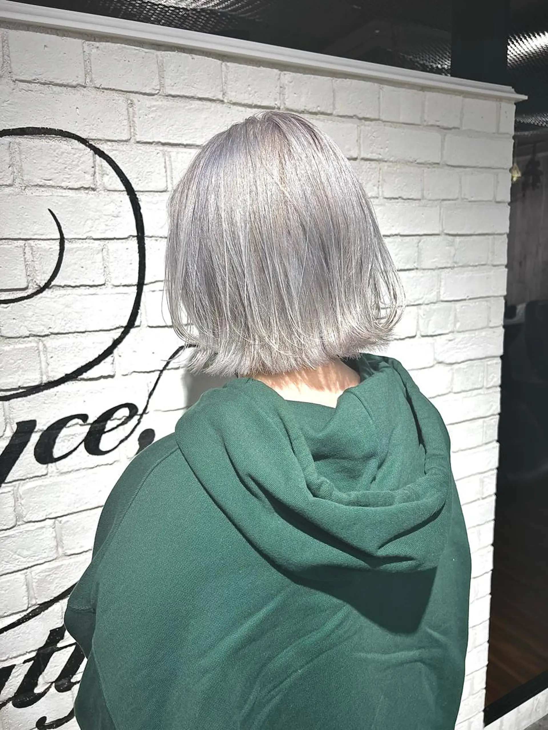 ミディアム カラー umber royce所属・SEKIMOTO IBUKIのヘアスタイル